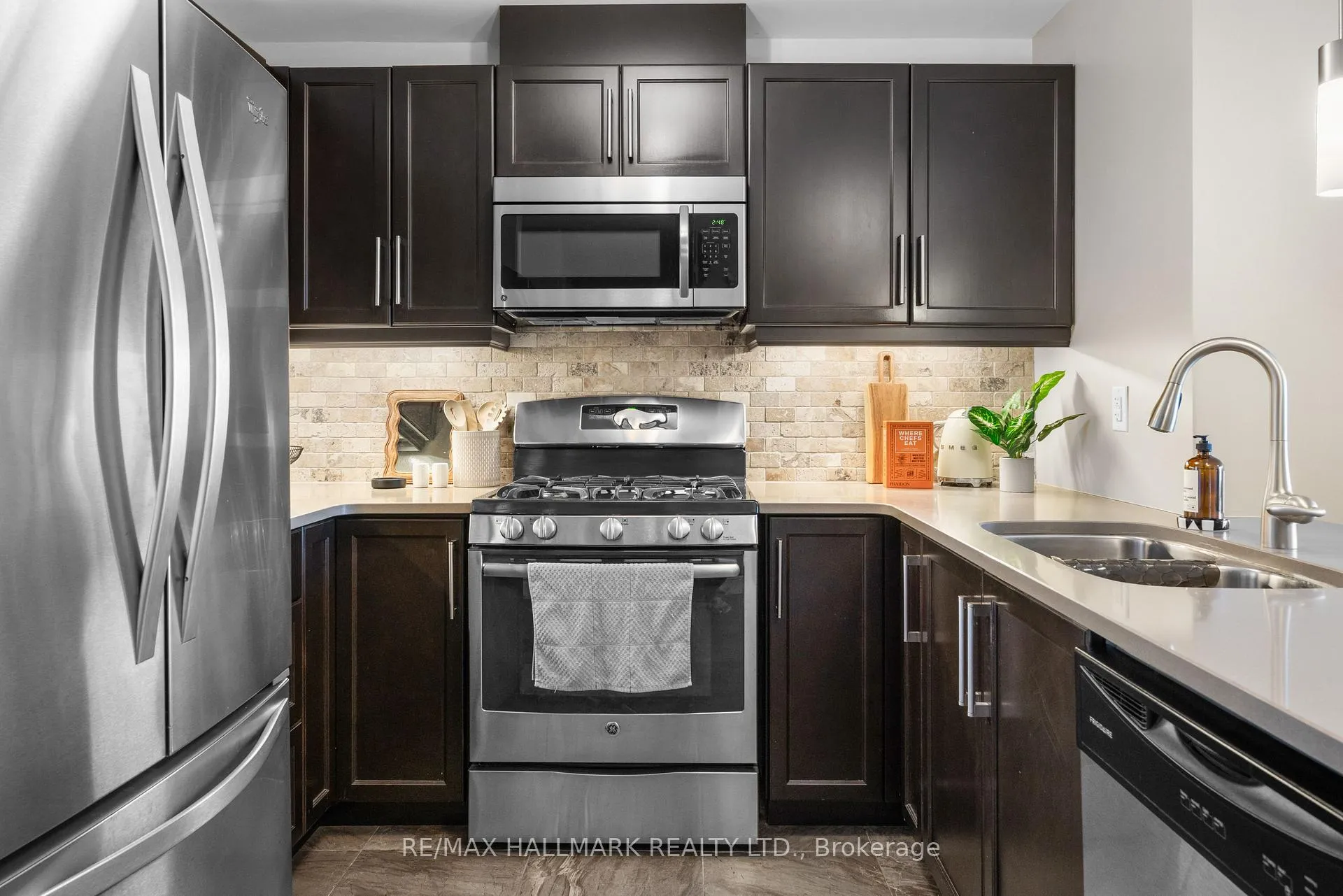 Photo 5 of Unit 302, 106 Bard Boulevard, Guelph, Pineridge/Westminster Woods — HOMEH