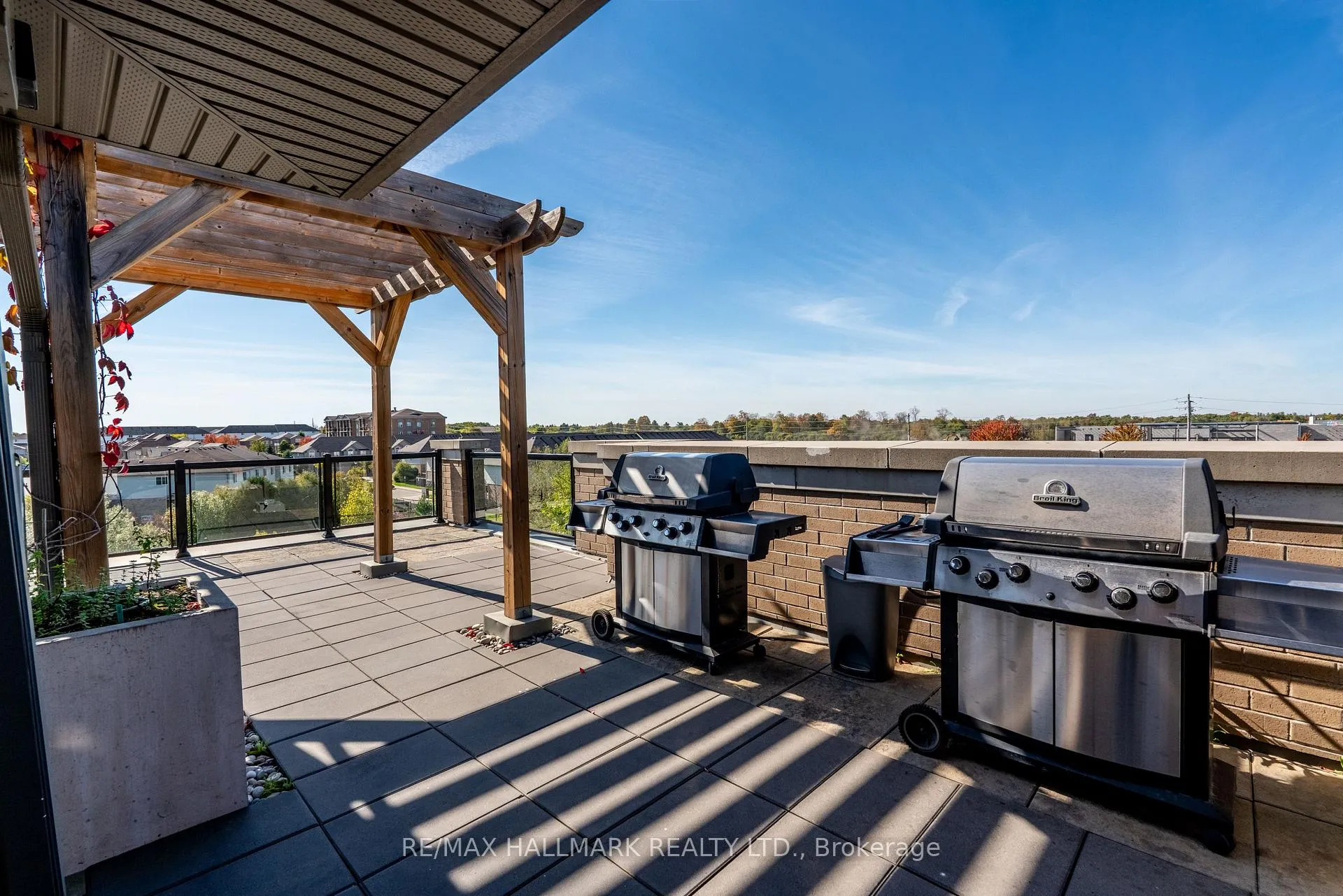 Photo 20 of Unit 302, 106 Bard Boulevard, Guelph, Pineridge/Westminster Woods — HOMEH