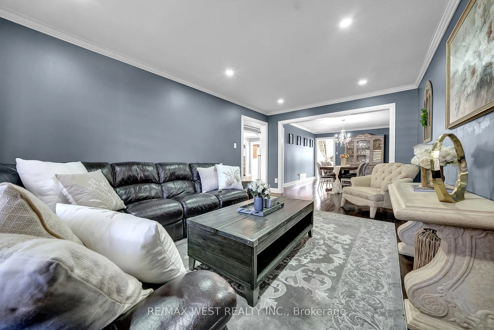 Photo 7 of 32 Falstaff Crescent, Whitby, Rolling Acres — HOMEH