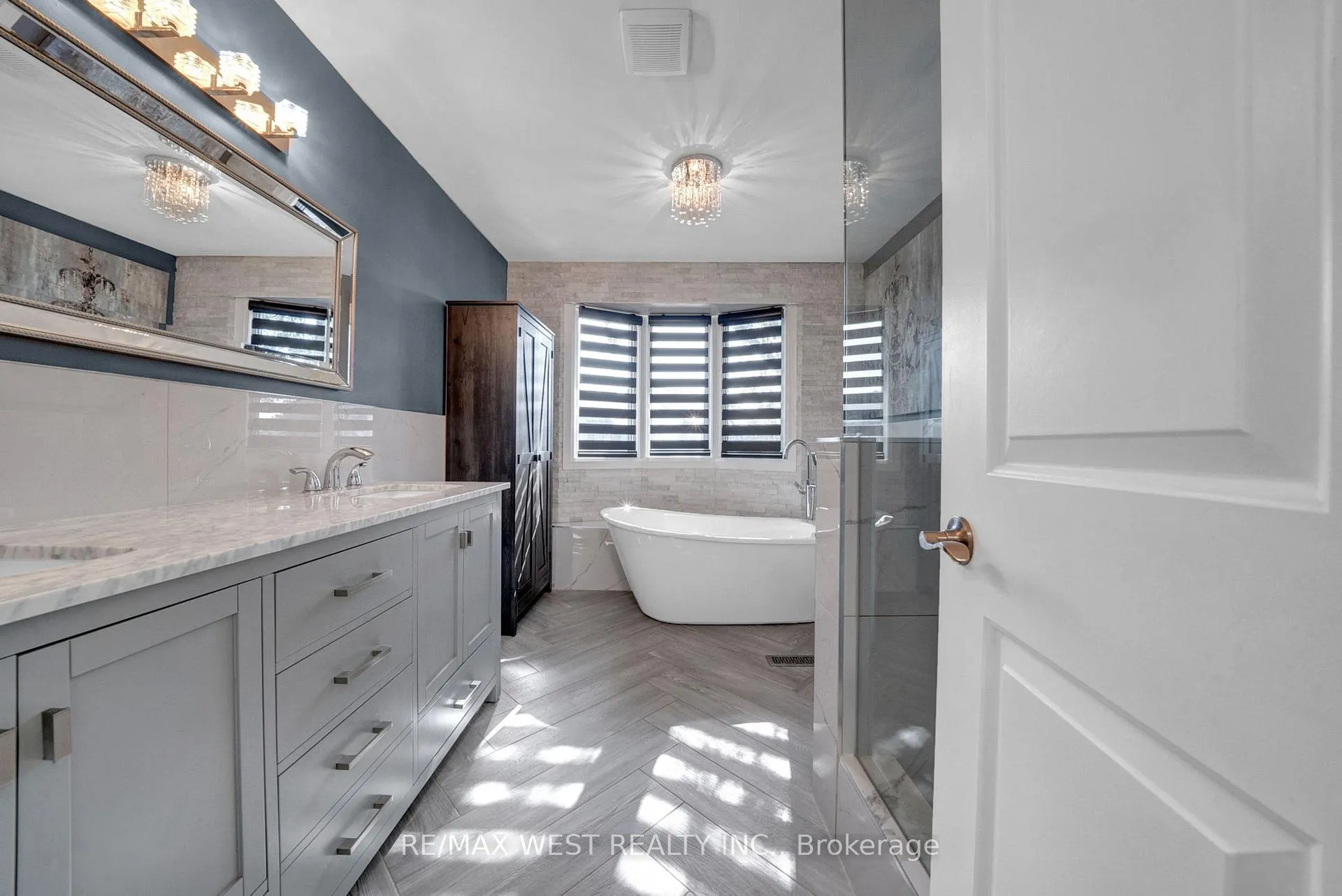 Photo 22 of 32 Falstaff Crescent, Whitby, Rolling Acres — HOMEH