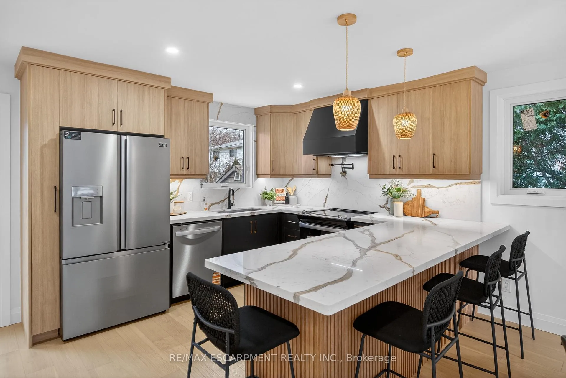 Photo 14 of 5375 Riverside Drive, Burlington, Appleby — HOMEH