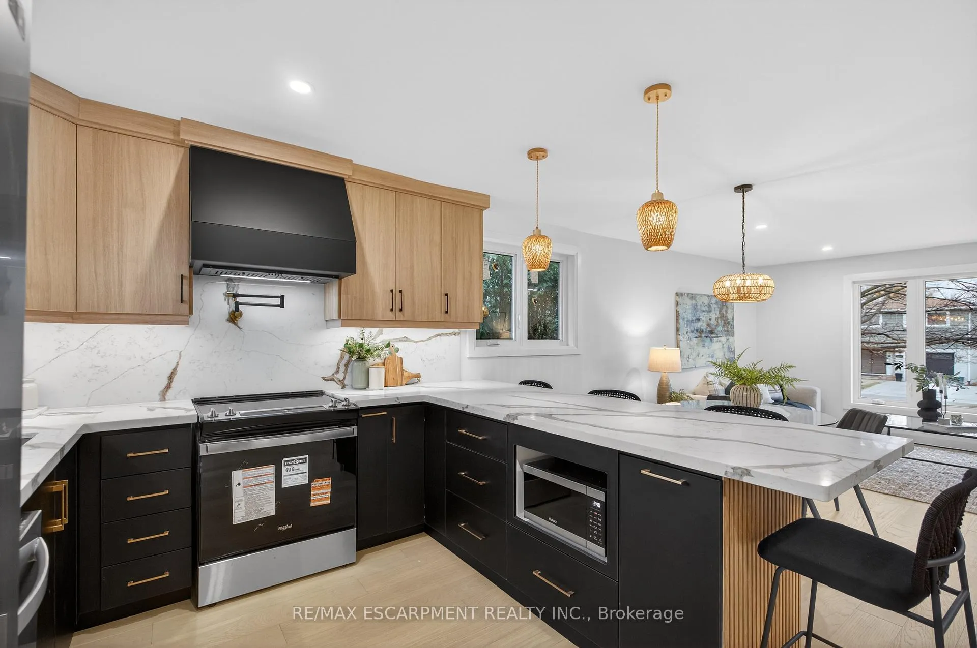 Photo 16 of 5375 Riverside Drive, Burlington, Appleby — HOMEH