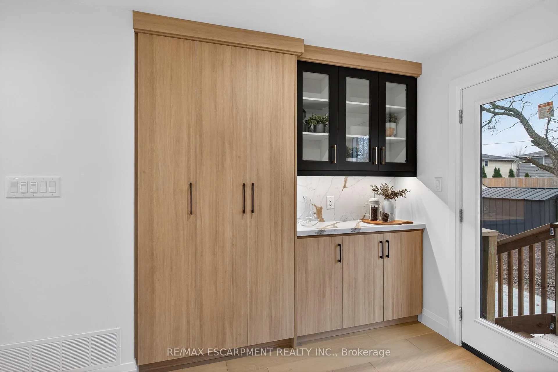 Photo 18 of 5375 Riverside Drive, Burlington, Appleby — HOMEH