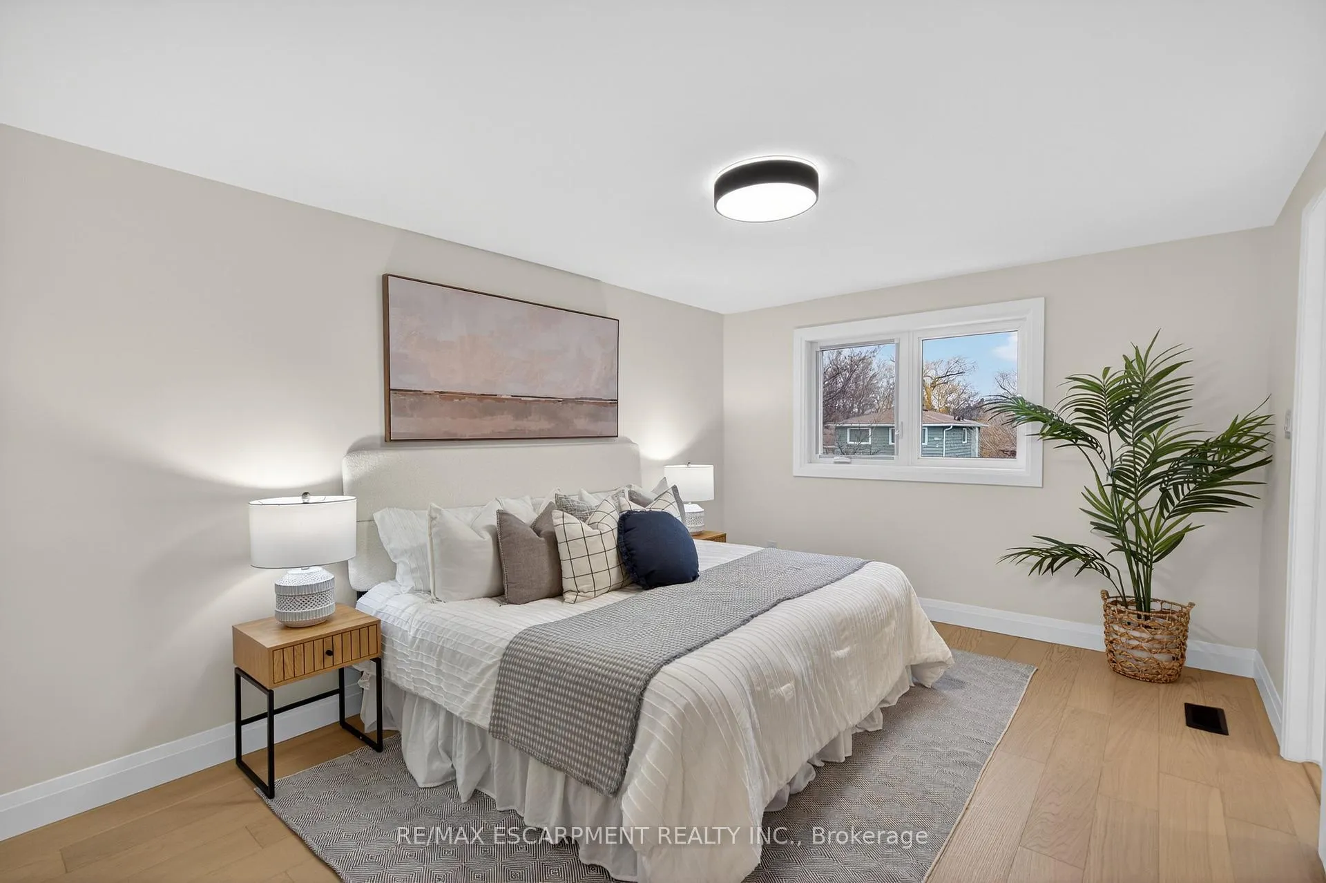 Photo 23 of 5375 Riverside Drive, Burlington, Appleby — HOMEH