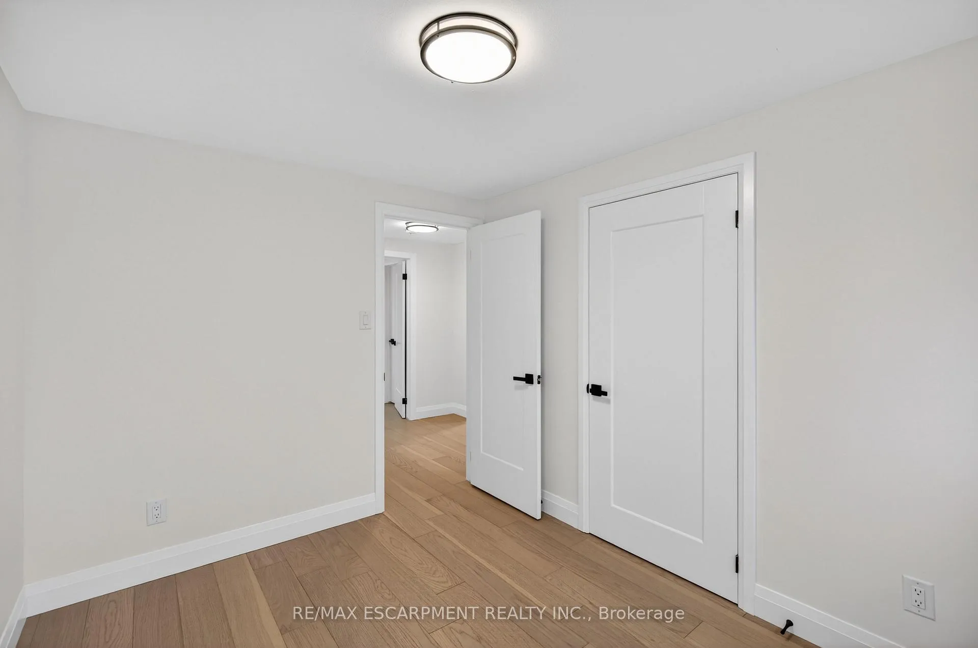 Photo 29 of 5375 Riverside Drive, Burlington, Appleby — HOMEH