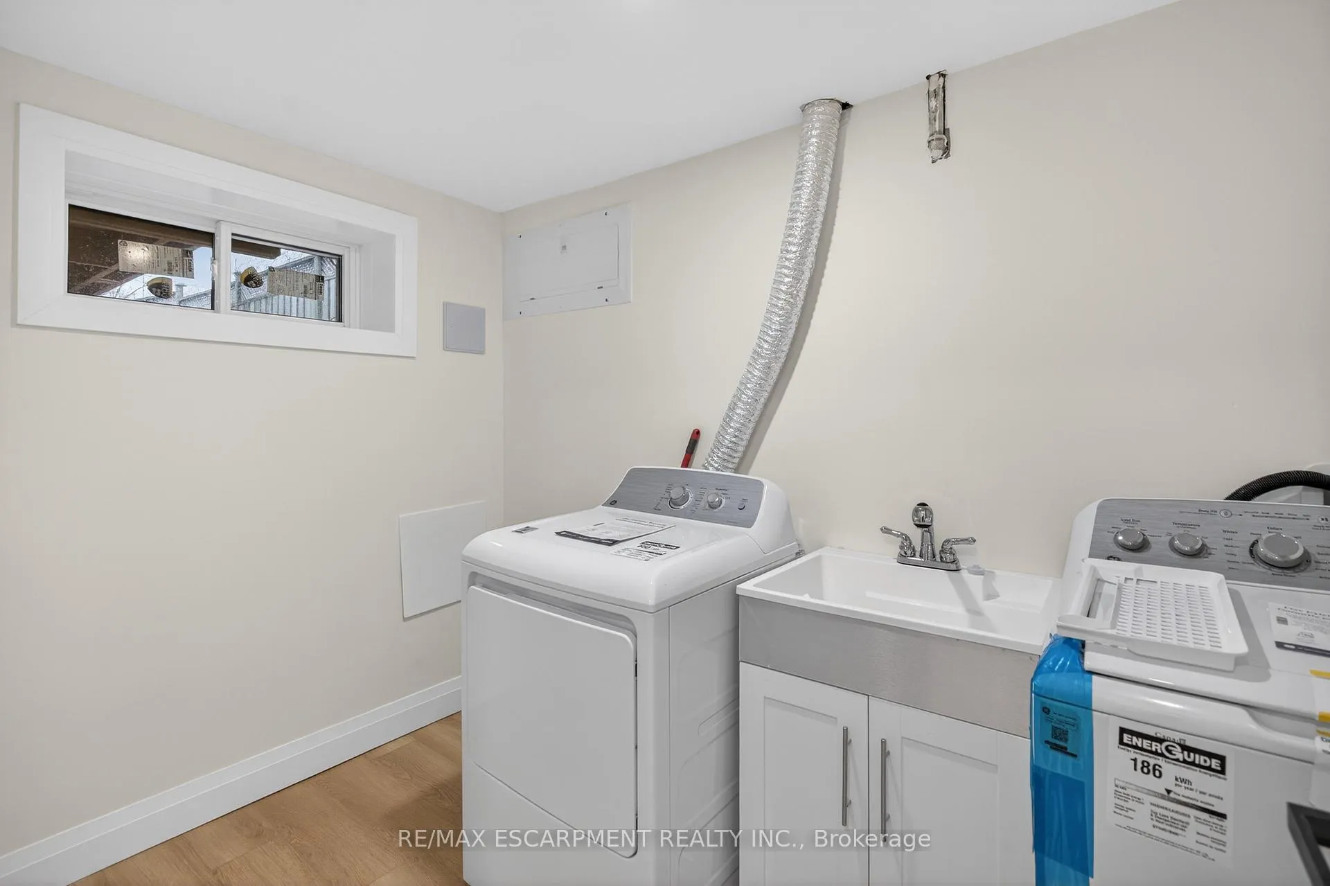 Photo 34 of 5375 Riverside Drive, Burlington, Appleby — HOMEH