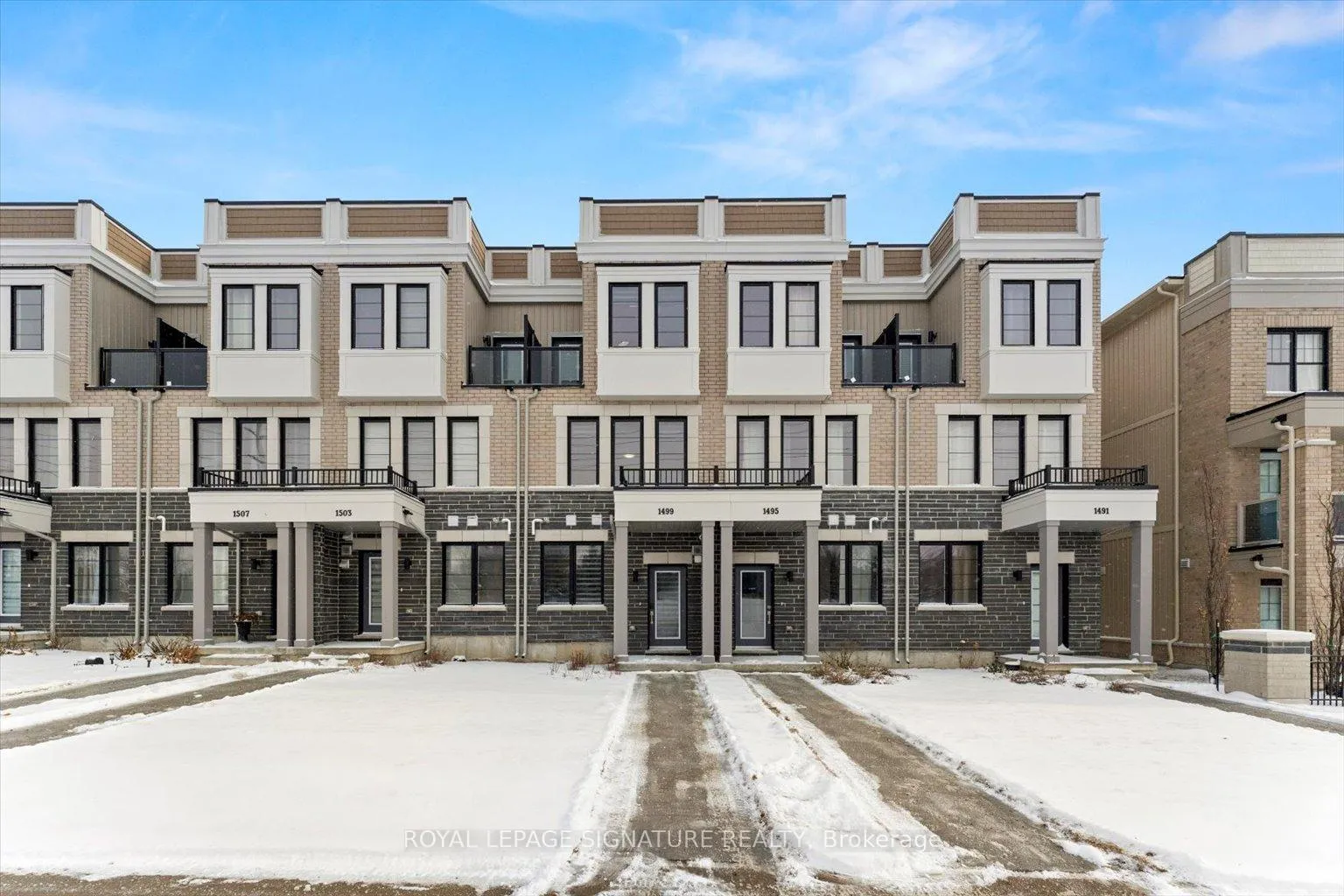 Photo 2 of 1499 Green Road, Clarington, Bowmanville — HOMEH