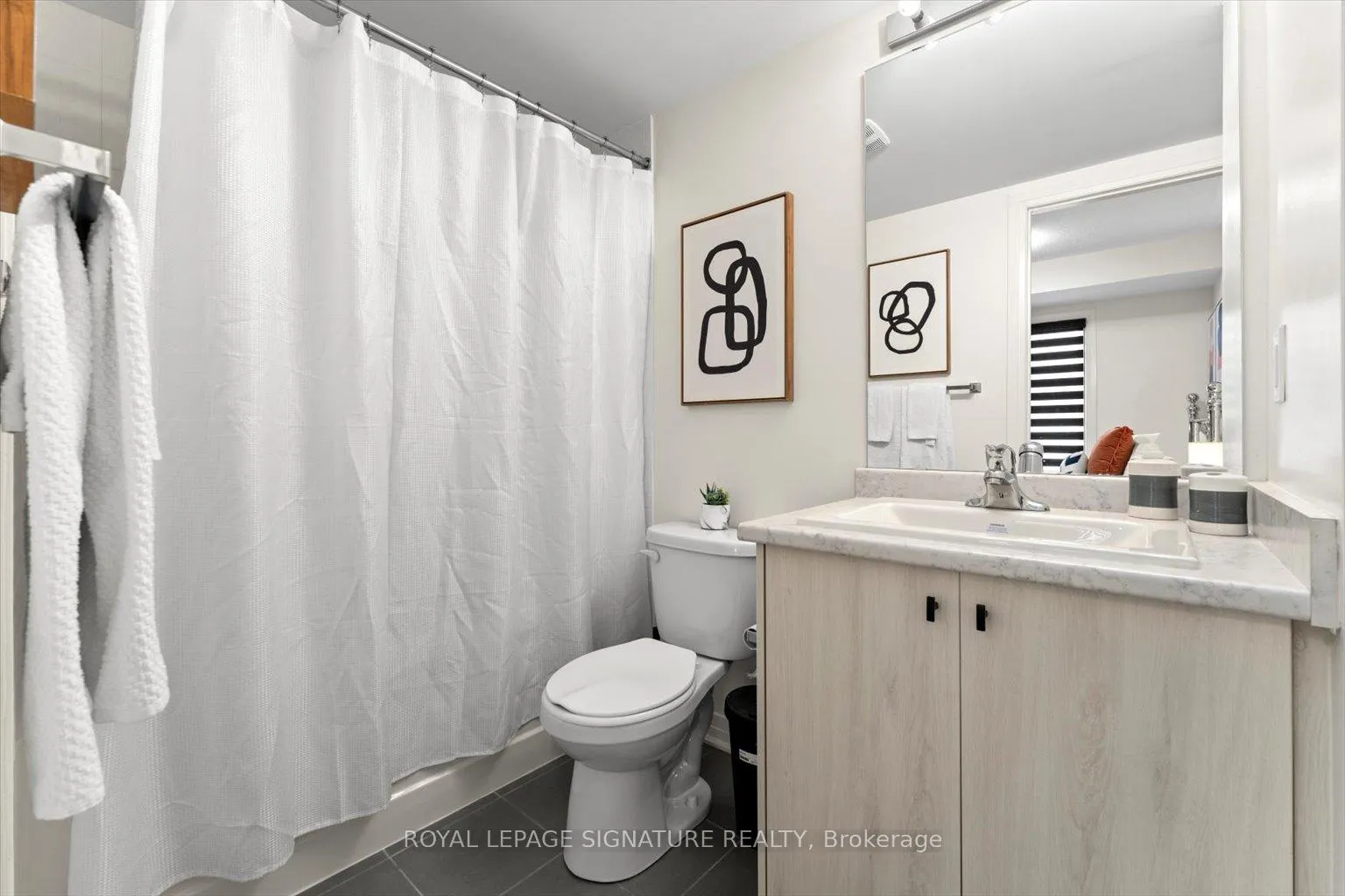 Photo 25 of 1499 Green Road, Clarington, Bowmanville — HOMEH