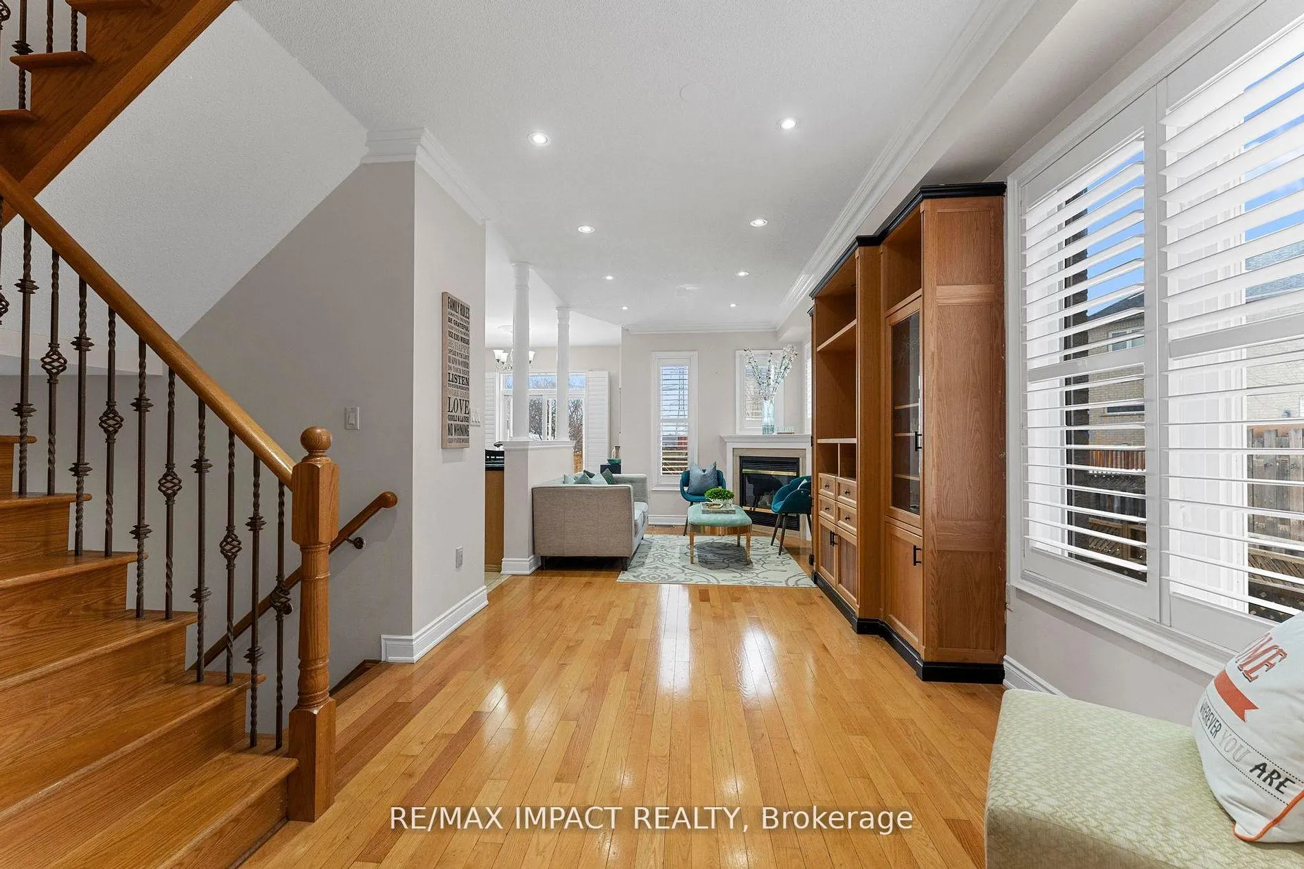 Photo 5 of 305 Terra Road, Vaughan, East Woodbridge — HOMEH