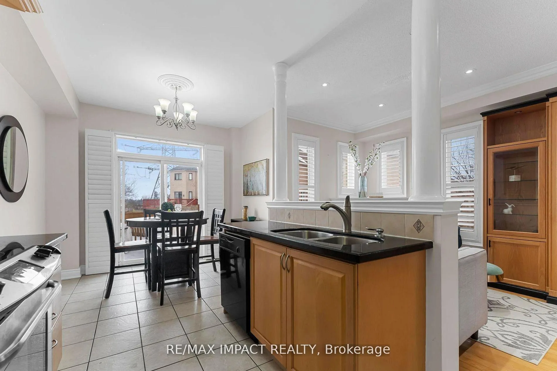 Photo 14 of 305 Terra Road, Vaughan, East Woodbridge — HOMEH