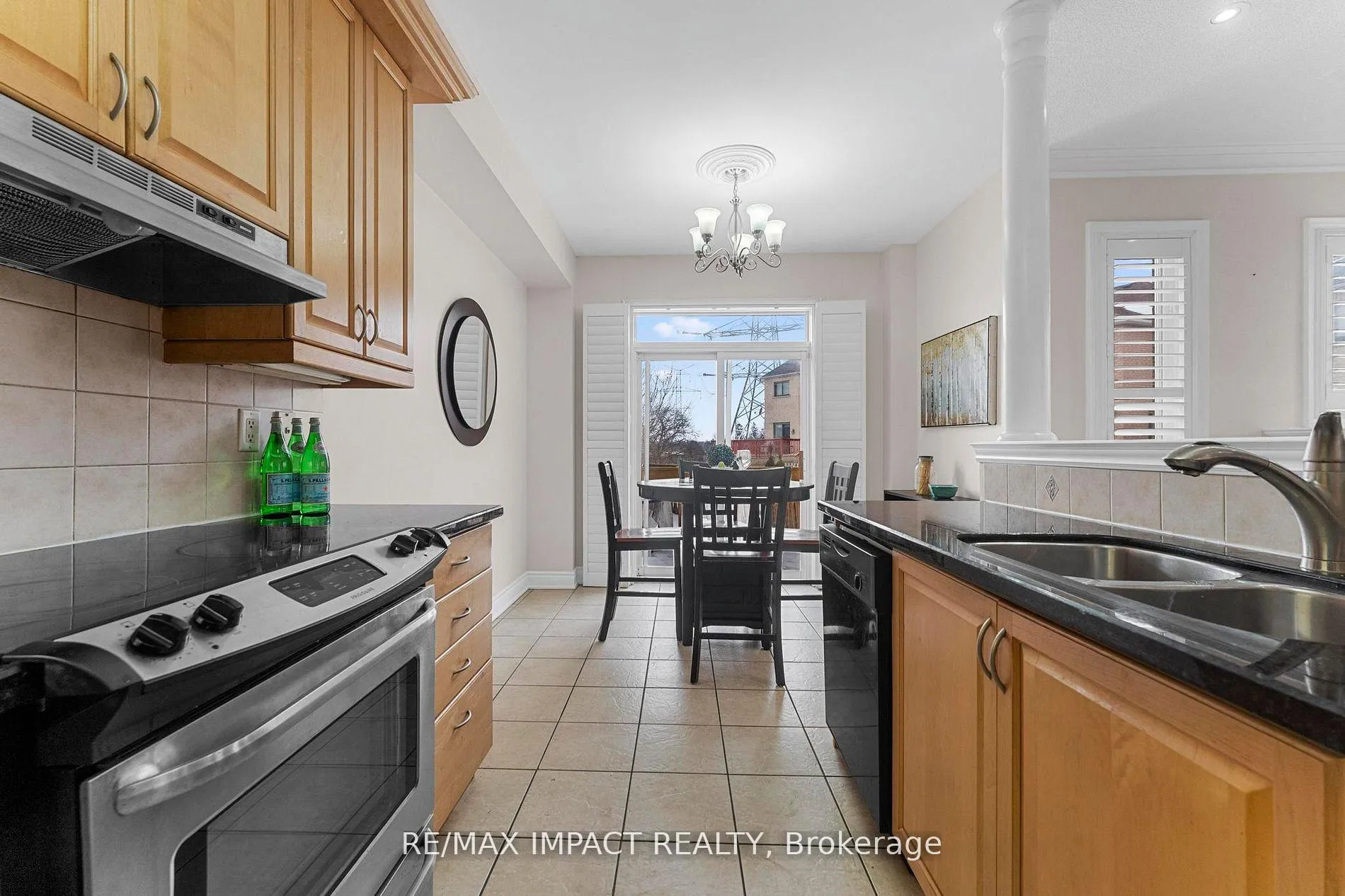 Photo 15 of 305 Terra Road, Vaughan, East Woodbridge — HOMEH