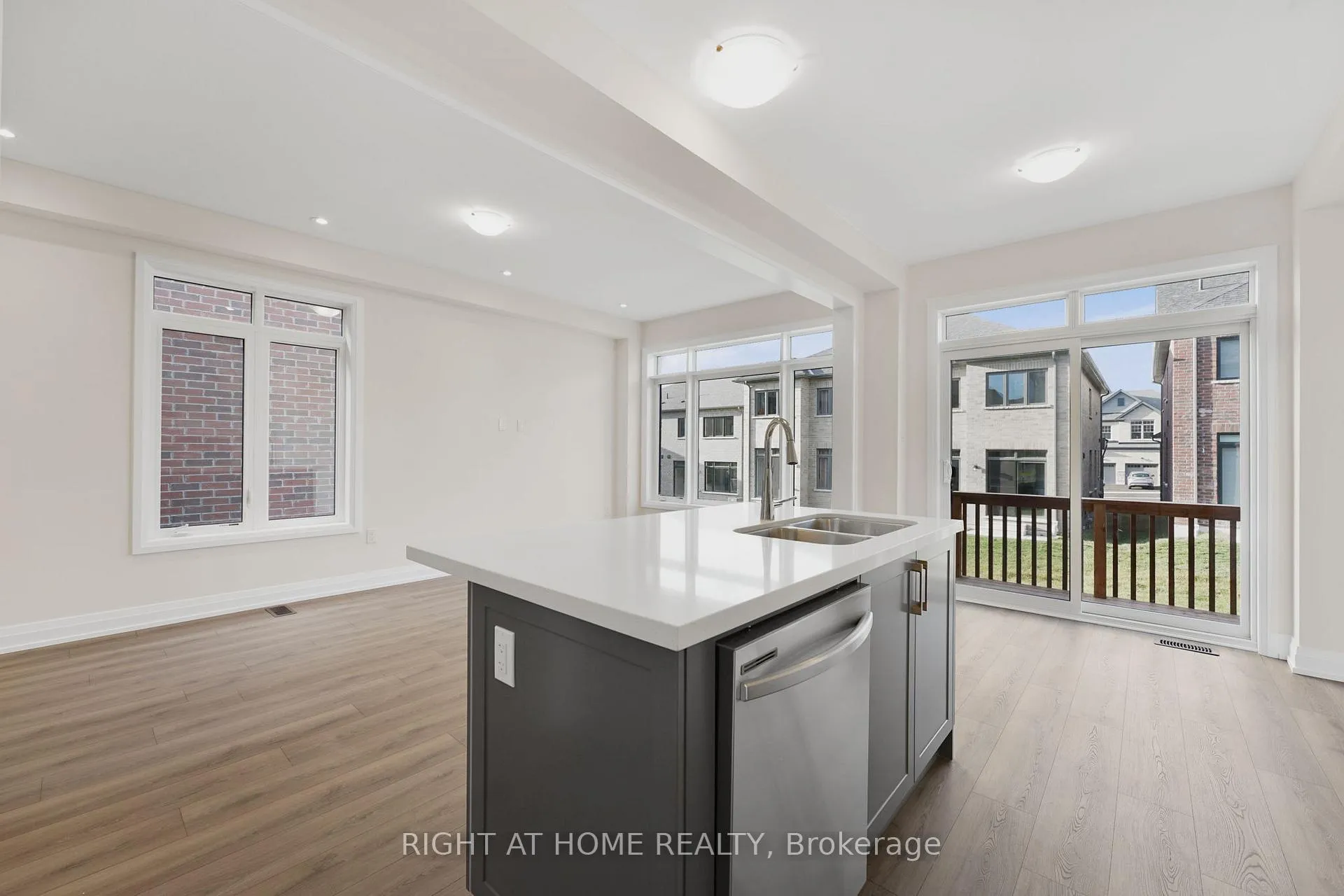 Photo 13 of 40 Daisy Street, Springwater, Midhurst — HOMEH