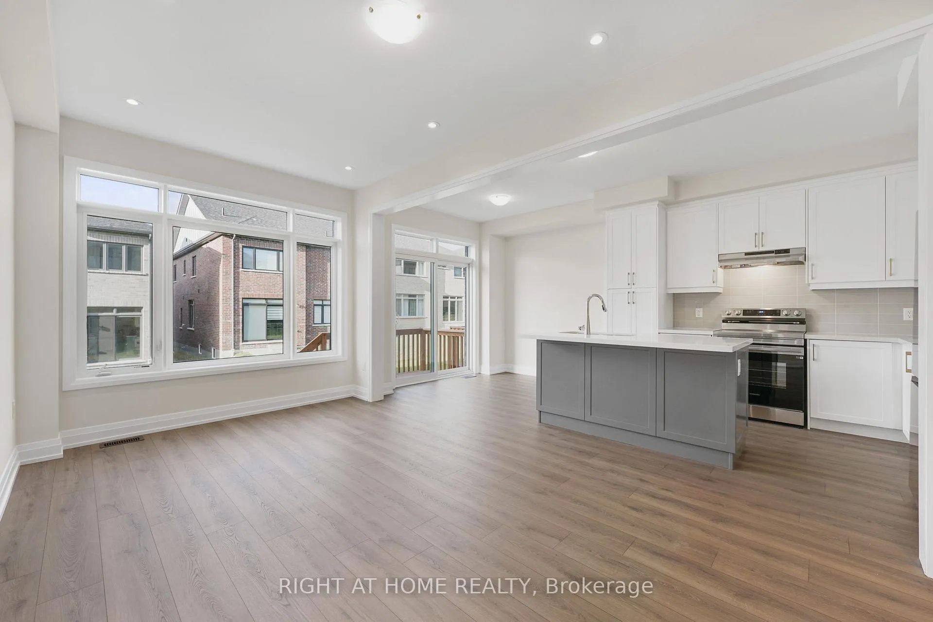 Photo 18 of 40 Daisy Street, Springwater, Midhurst — HOMEH