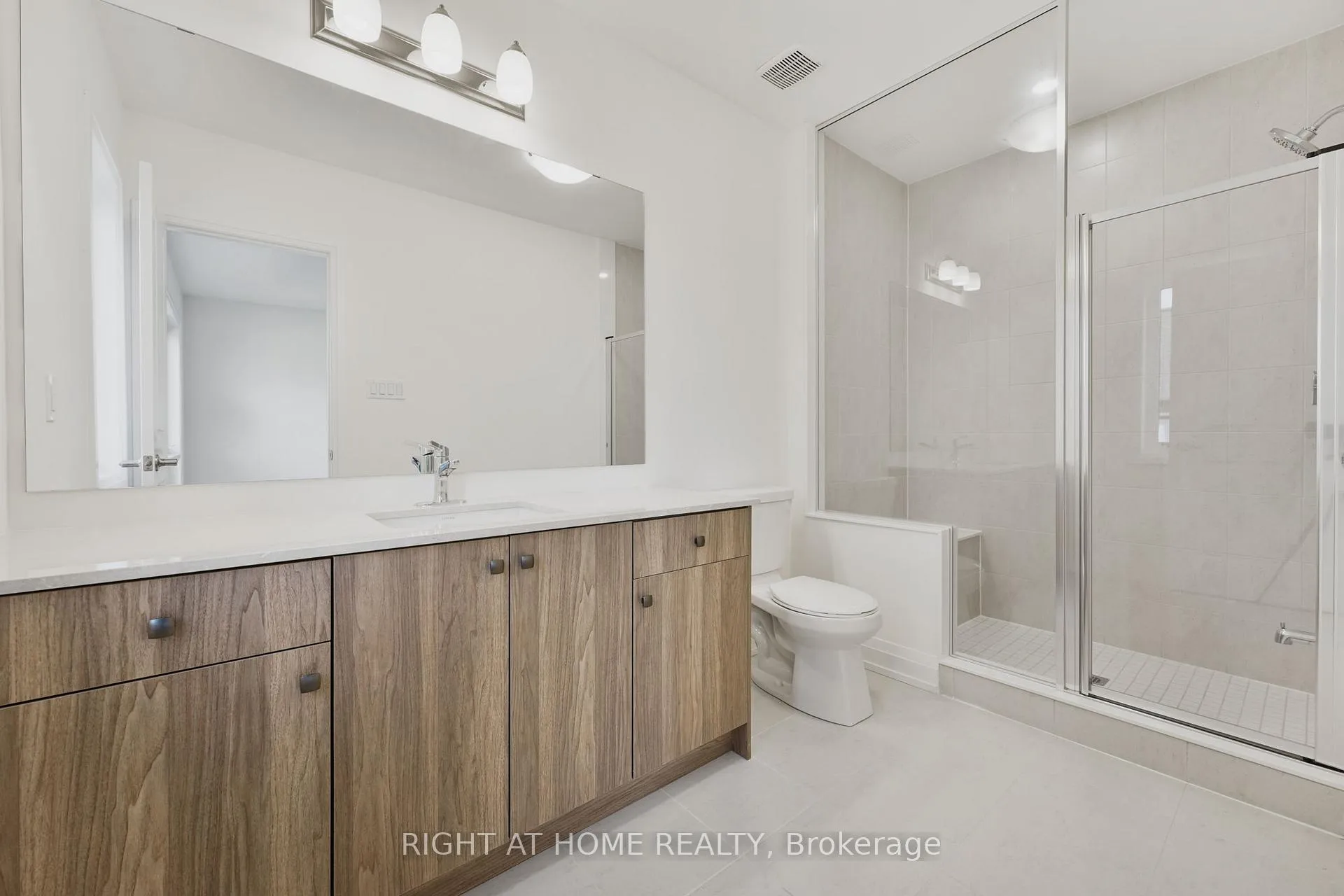 Photo 24 of 40 Daisy Street, Springwater, Midhurst — HOMEH