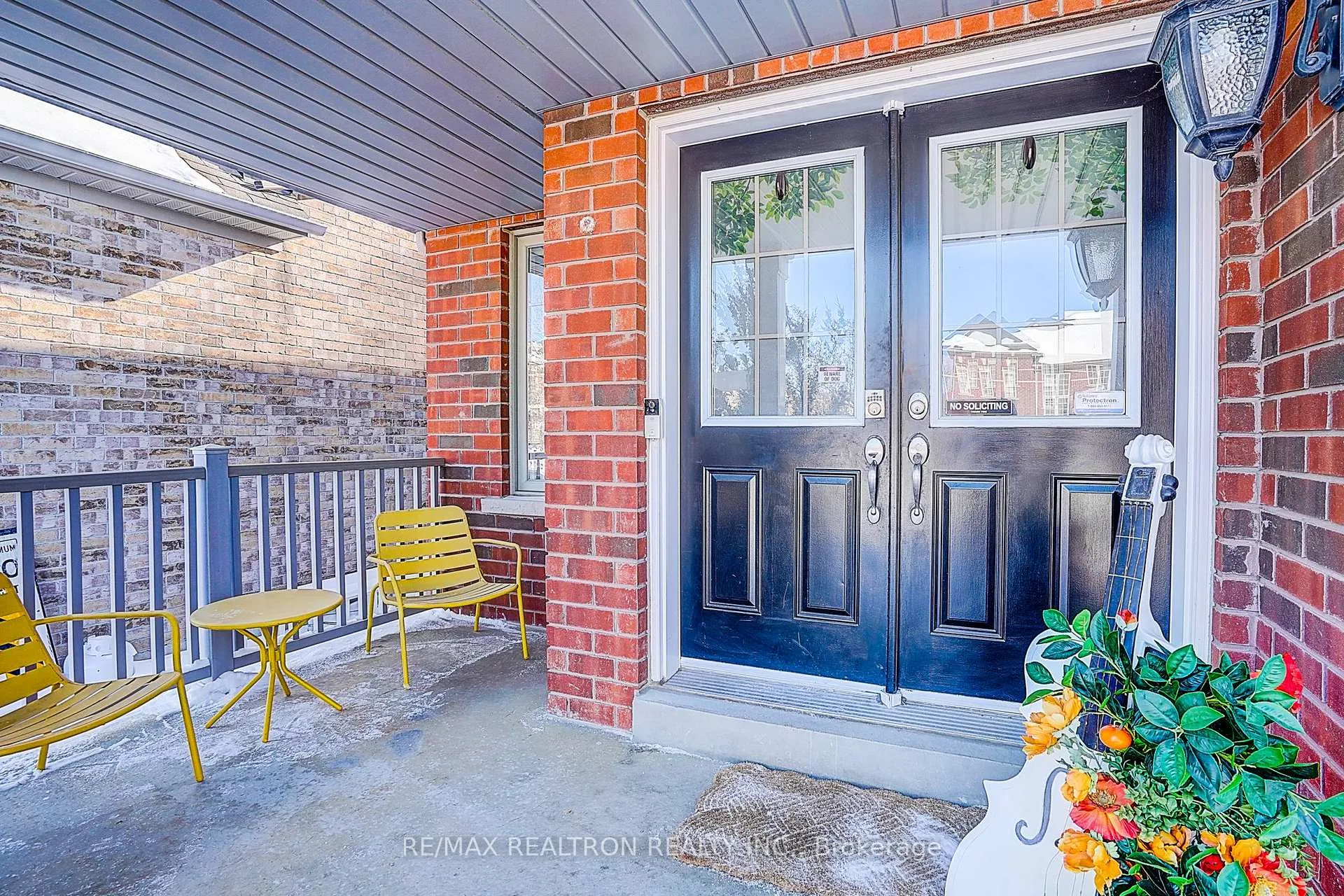 Photo 3 of 571 Davos Road, Vaughan, Vellore Village — HOMEH