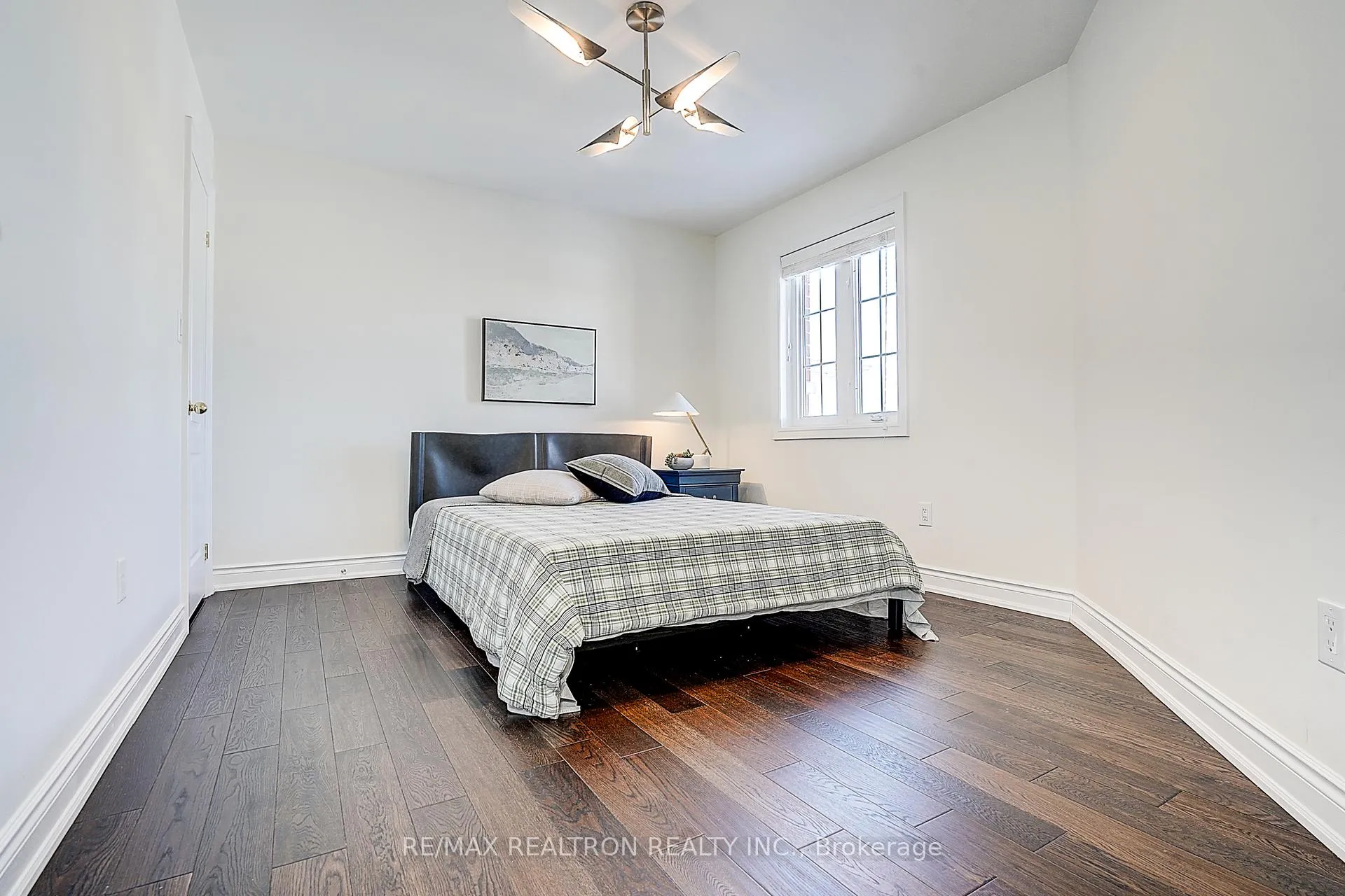 Photo 37 of 571 Davos Road, Vaughan, Vellore Village — HOMEH