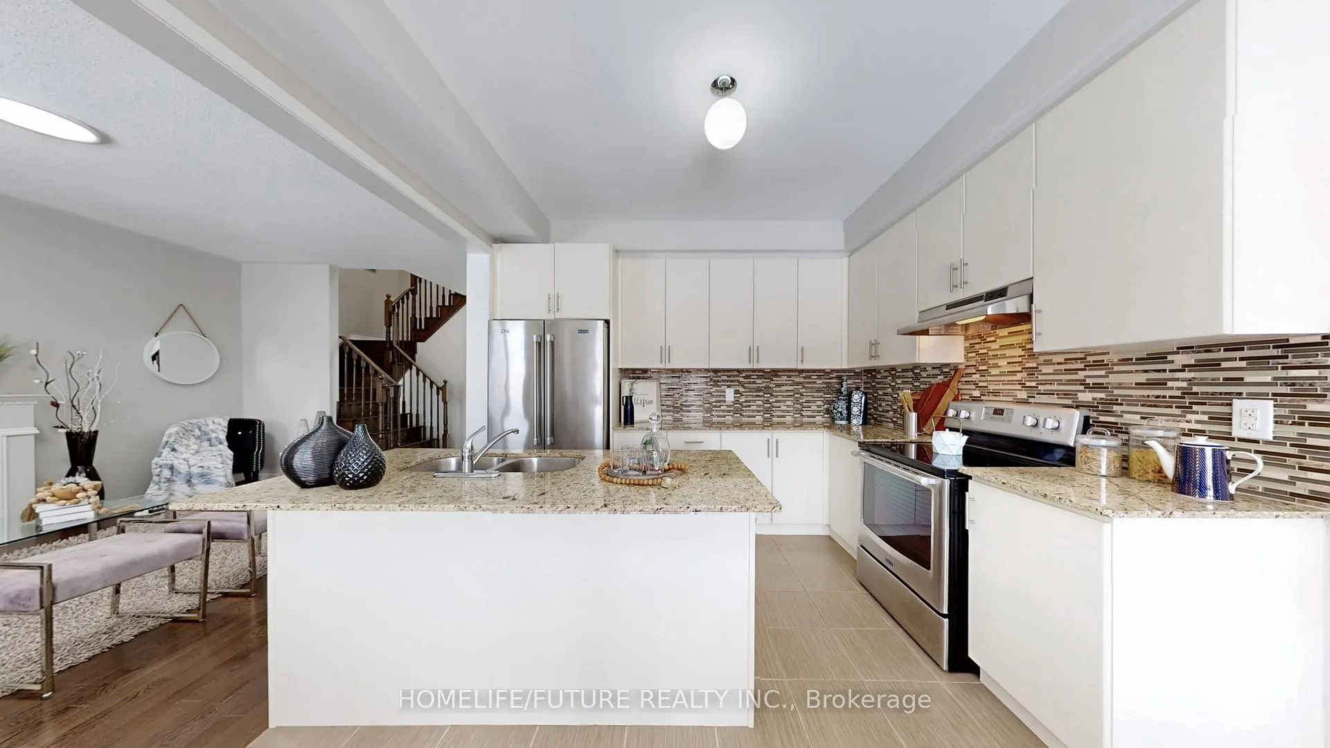 Photo 13 of 50 Ross Wright Avenue, Clarington, Bowmanville — HOMEH