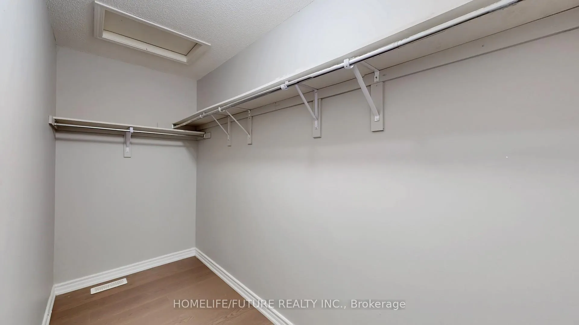 Photo 28 of 50 Ross Wright Avenue, Clarington, Bowmanville — HOMEH