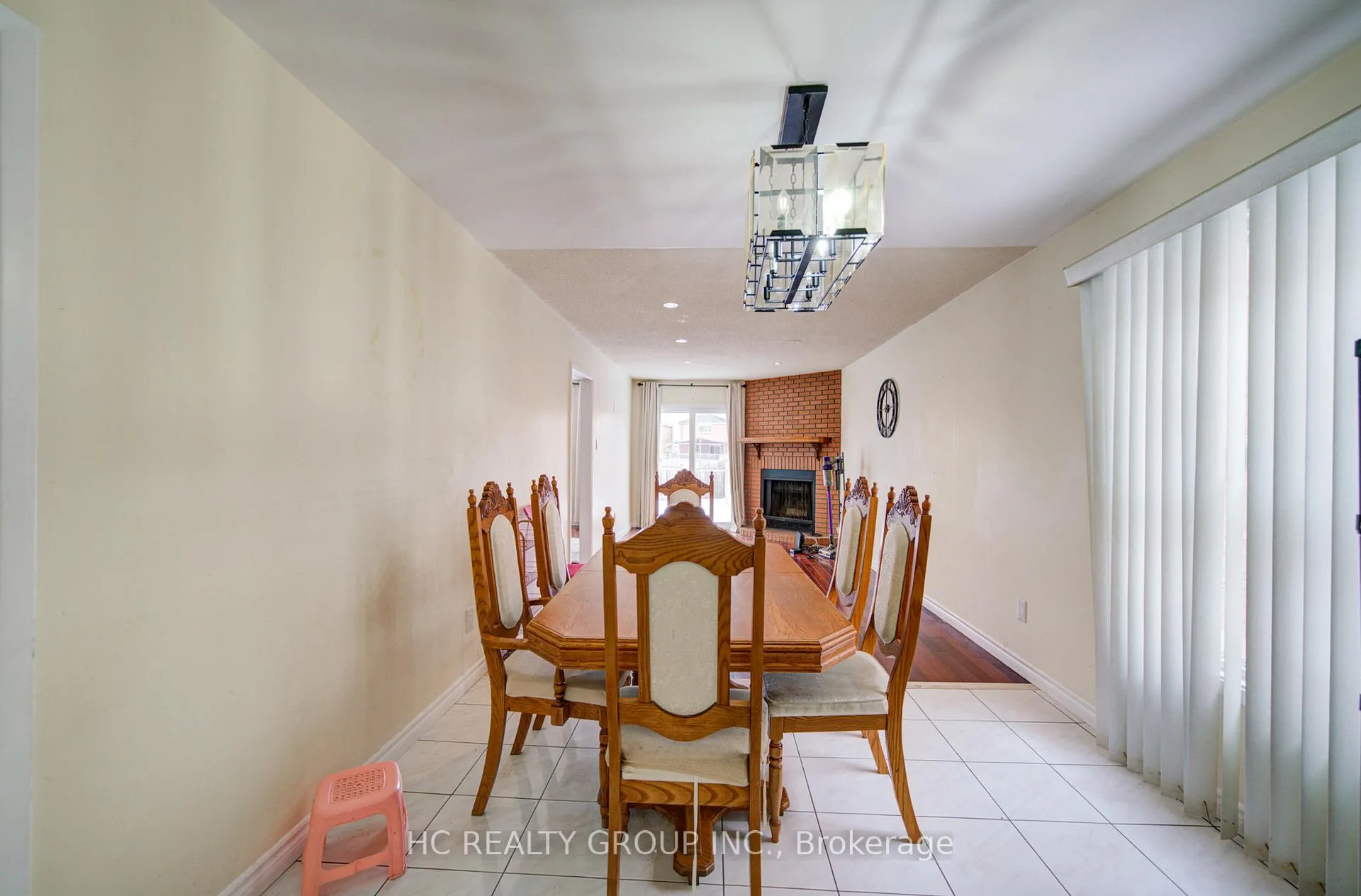 Photo 9 of 50 Lavron Court, Markham, Middlefield — HOMEH