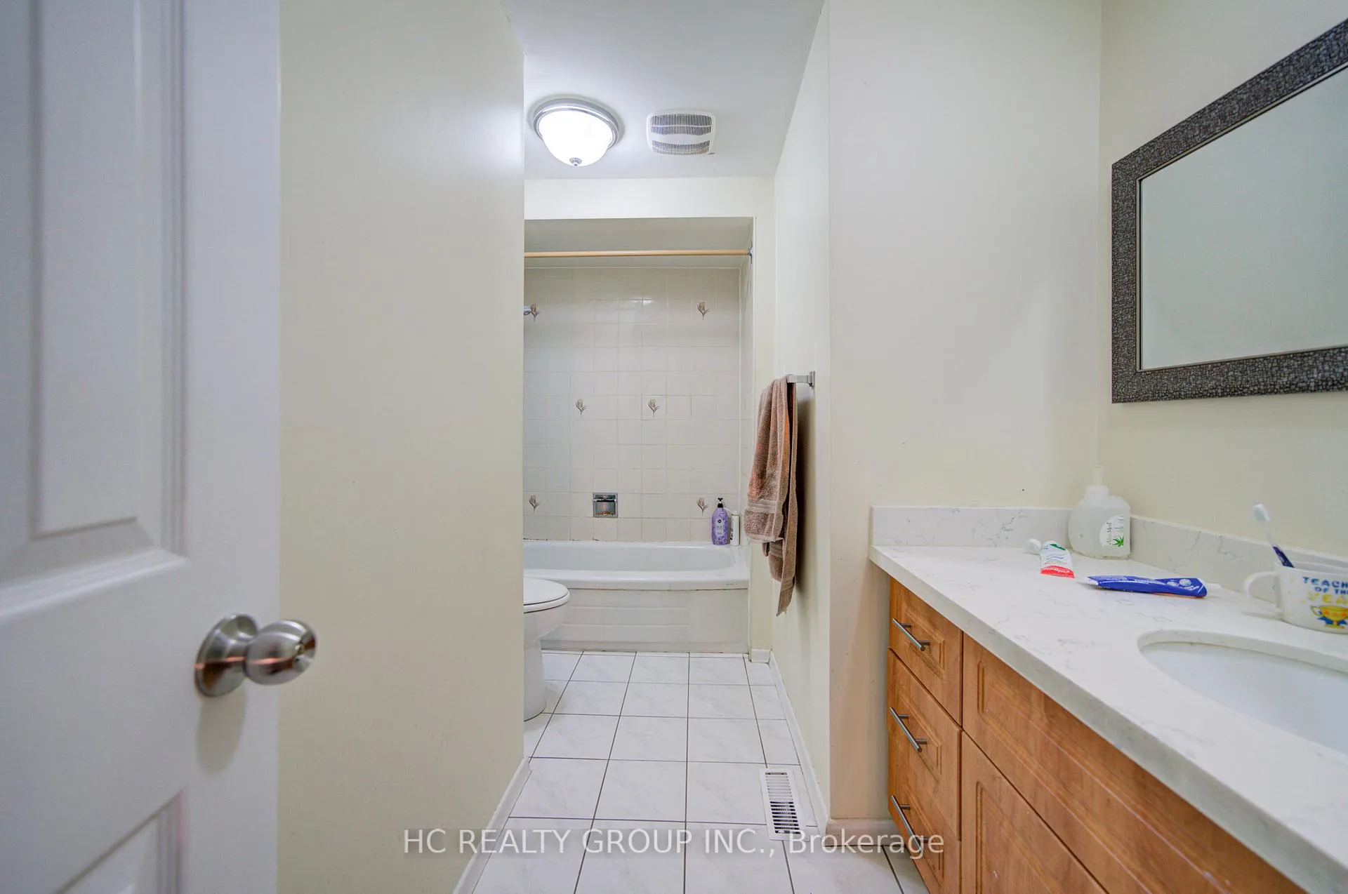 Photo 22 of 50 Lavron Court, Markham, Middlefield — HOMEH