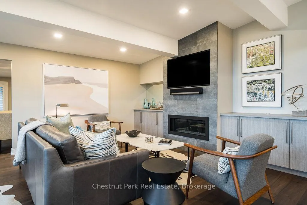 Photo 14 of 19 Golfview Drive, Collingwood — HOMEH