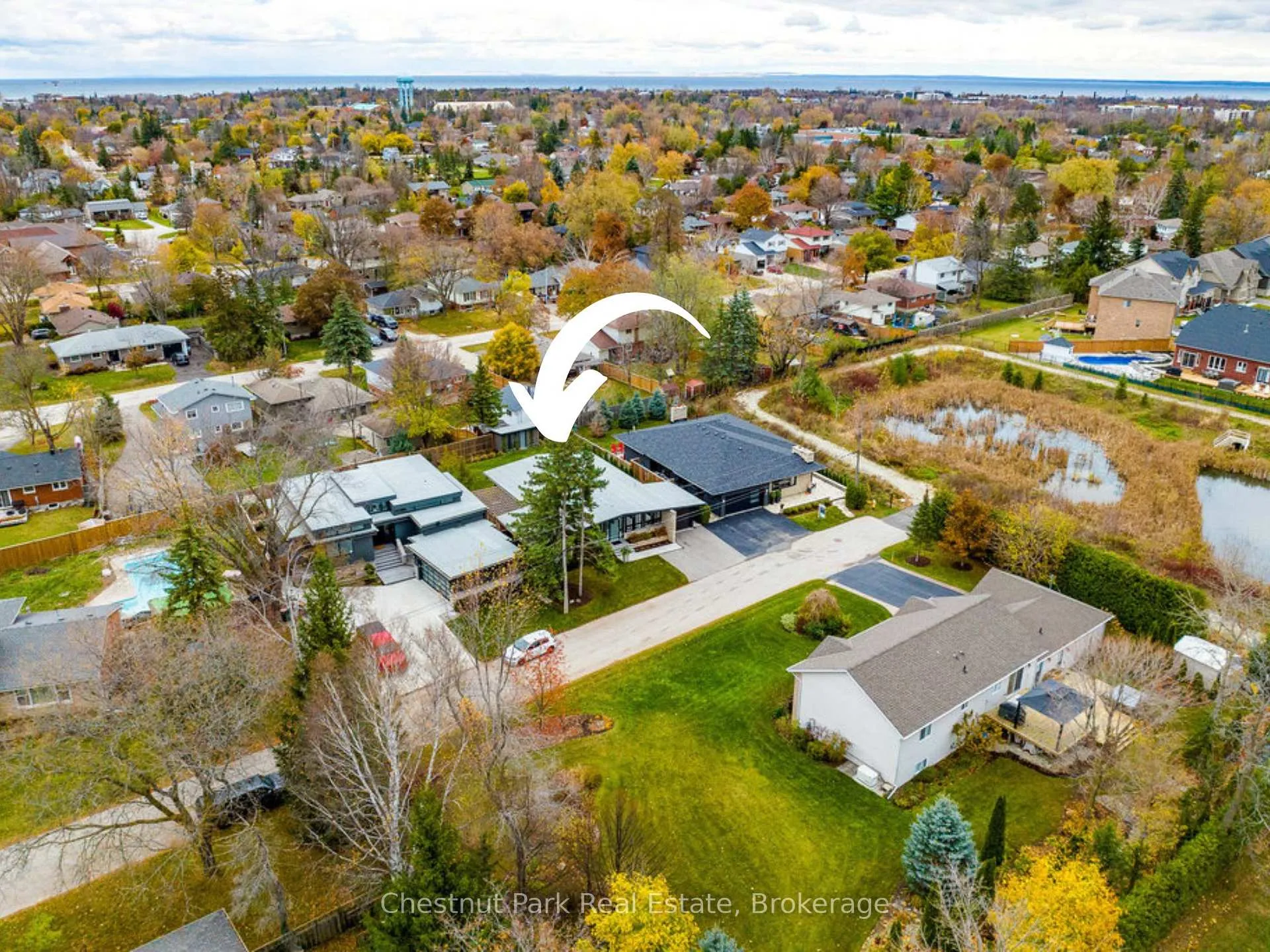 Photo 34 of 19 Golfview Drive, Collingwood — HOMEH