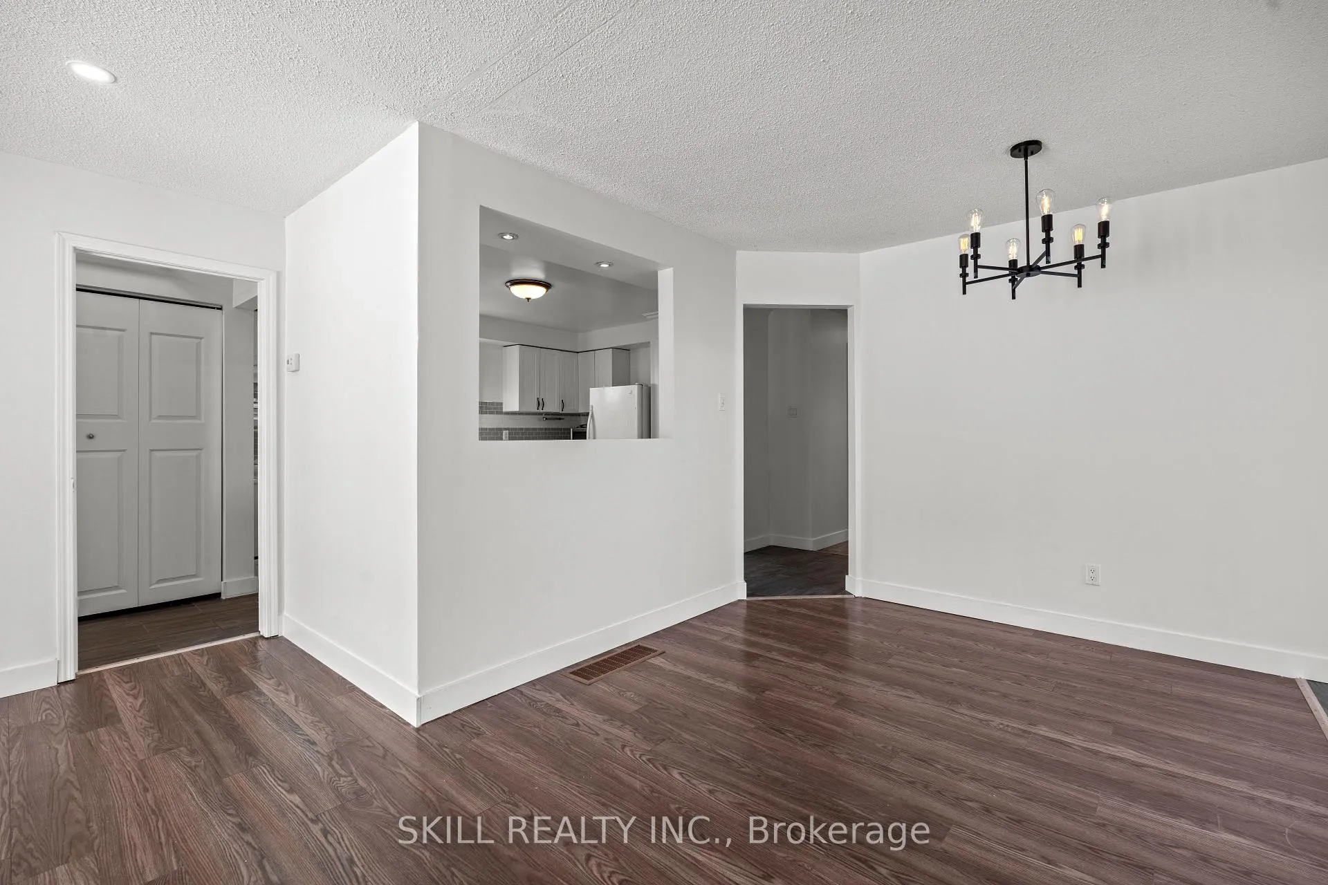 Photo 7 of 108 Buchanan Street, Barrie, Grove East — HOMEH