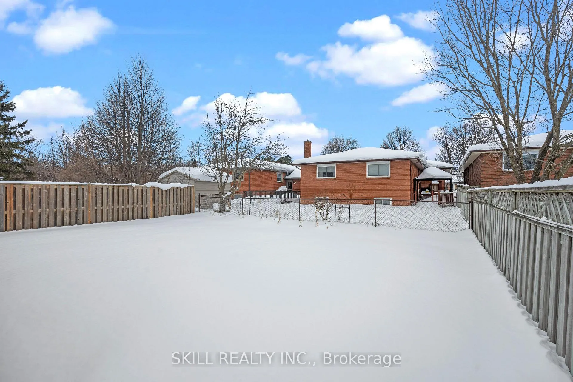 Photo 36 of 108 Buchanan Street, Barrie, Grove East — HOMEH