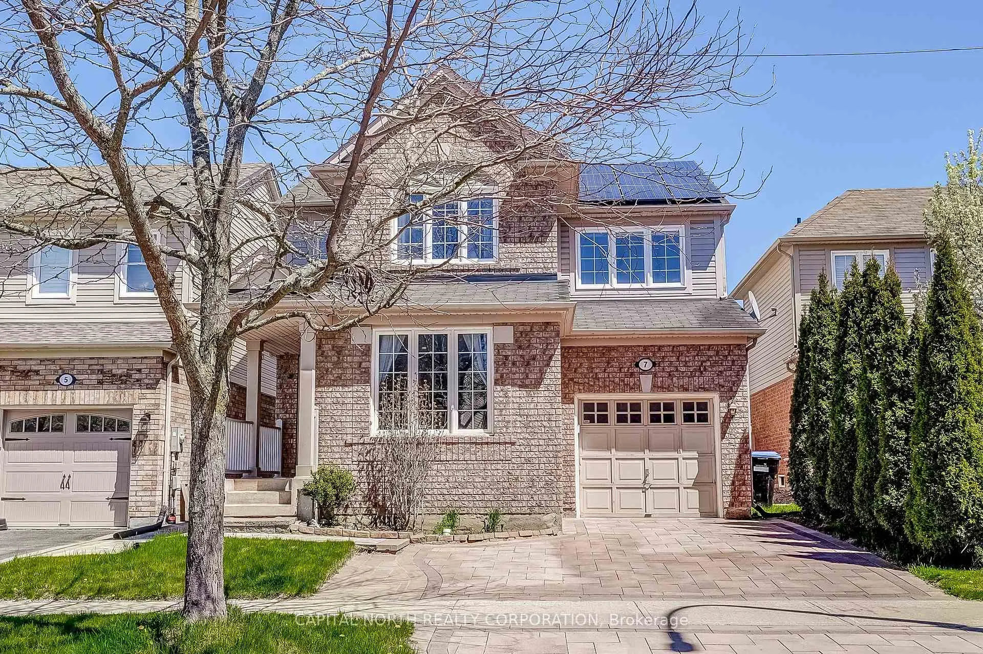 Photo 2 of 7 Dunning Drive, New Tecumseth, Alliston — HOMEH