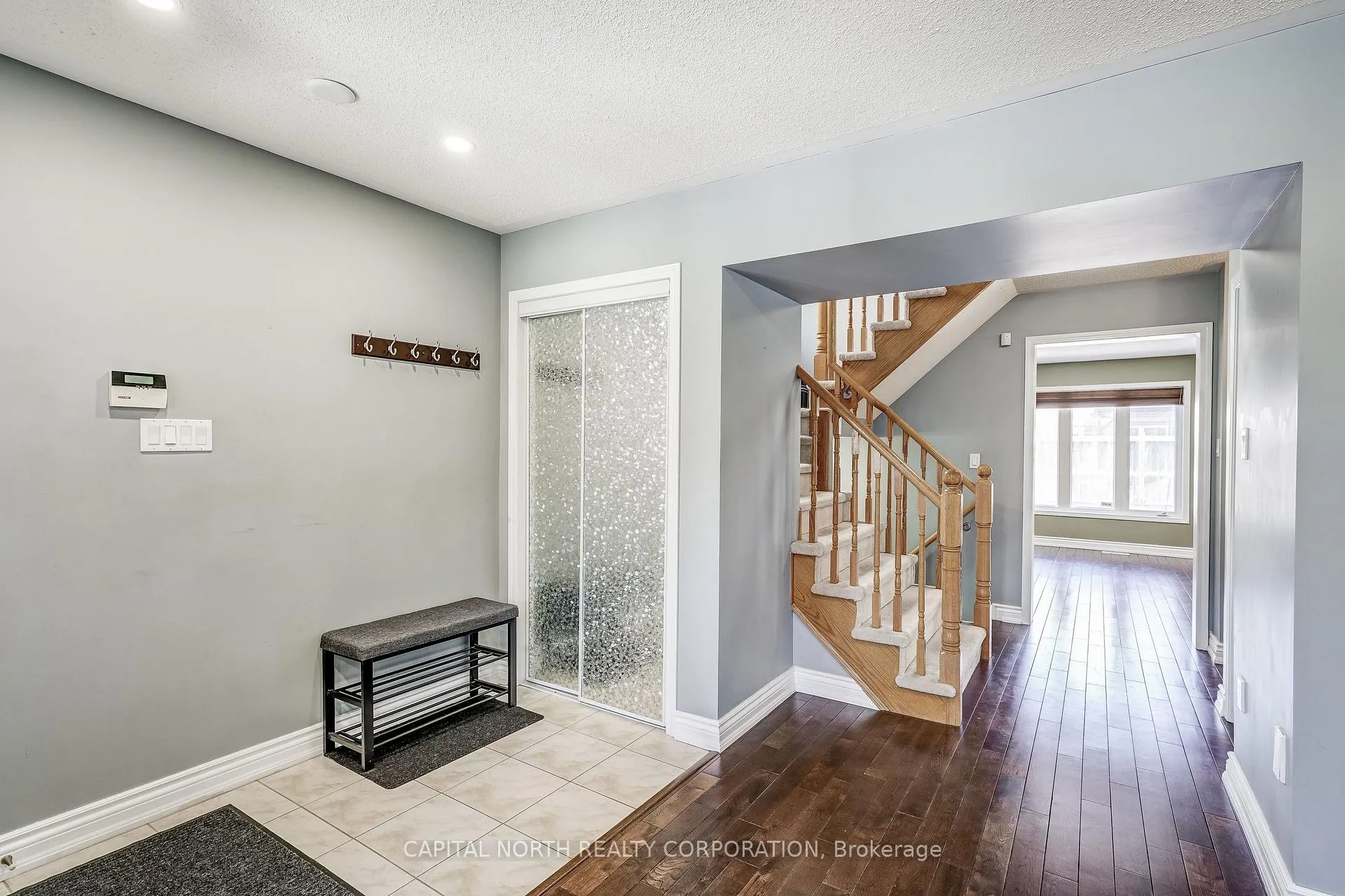 Photo 6 of 7 Dunning Drive, New Tecumseth, Alliston — HOMEH