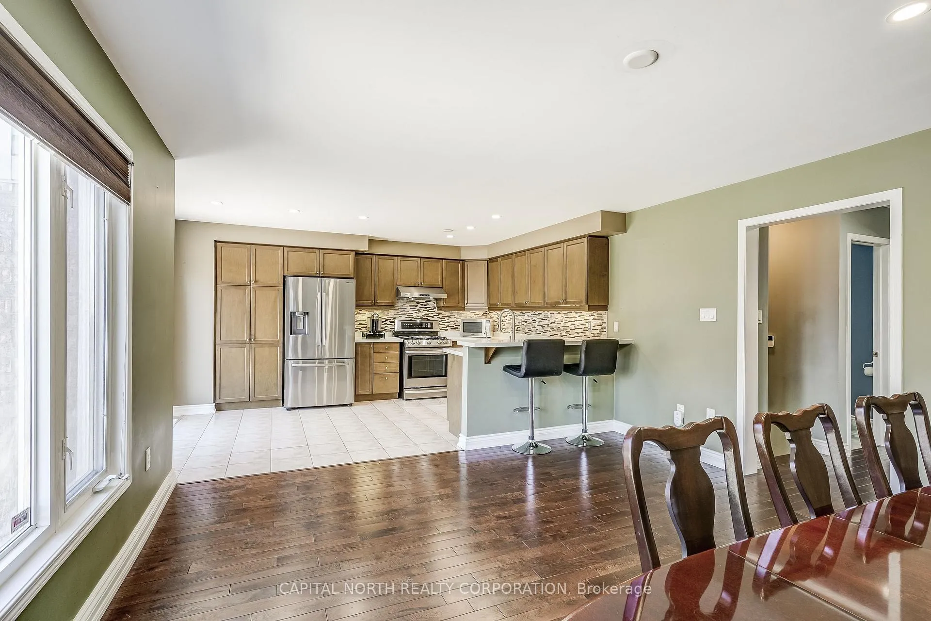 Photo 11 of 7 Dunning Drive, New Tecumseth, Alliston — HOMEH