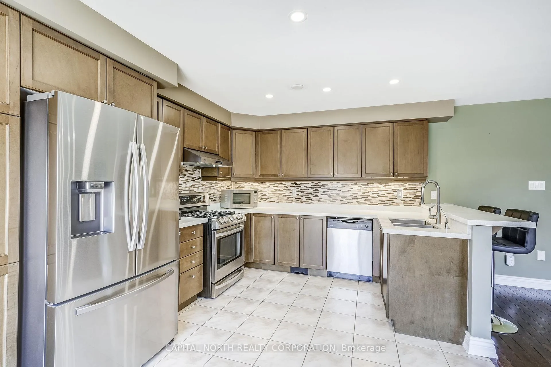 Photo 13 of 7 Dunning Drive, New Tecumseth, Alliston — HOMEH