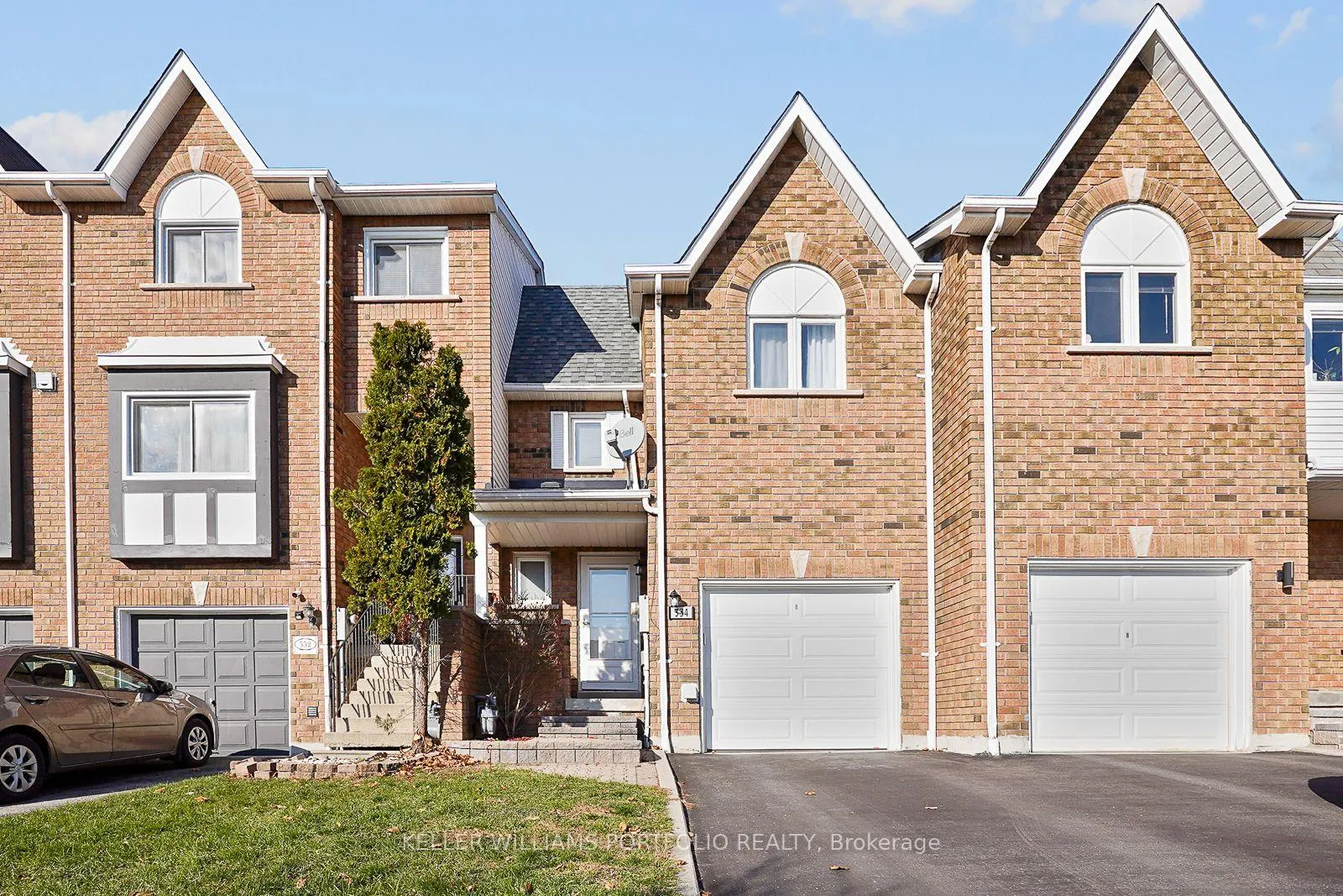 Front of 334 Sparrow Circle