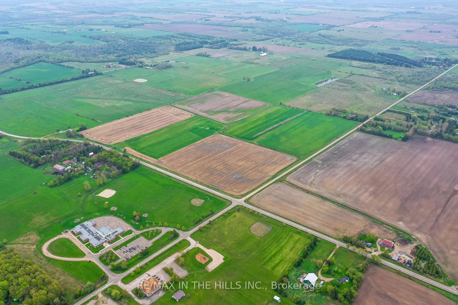 Photo 3 of 284342 Dufferin County 10 Road, Amaranth, Rural Amaranth — HOMEH