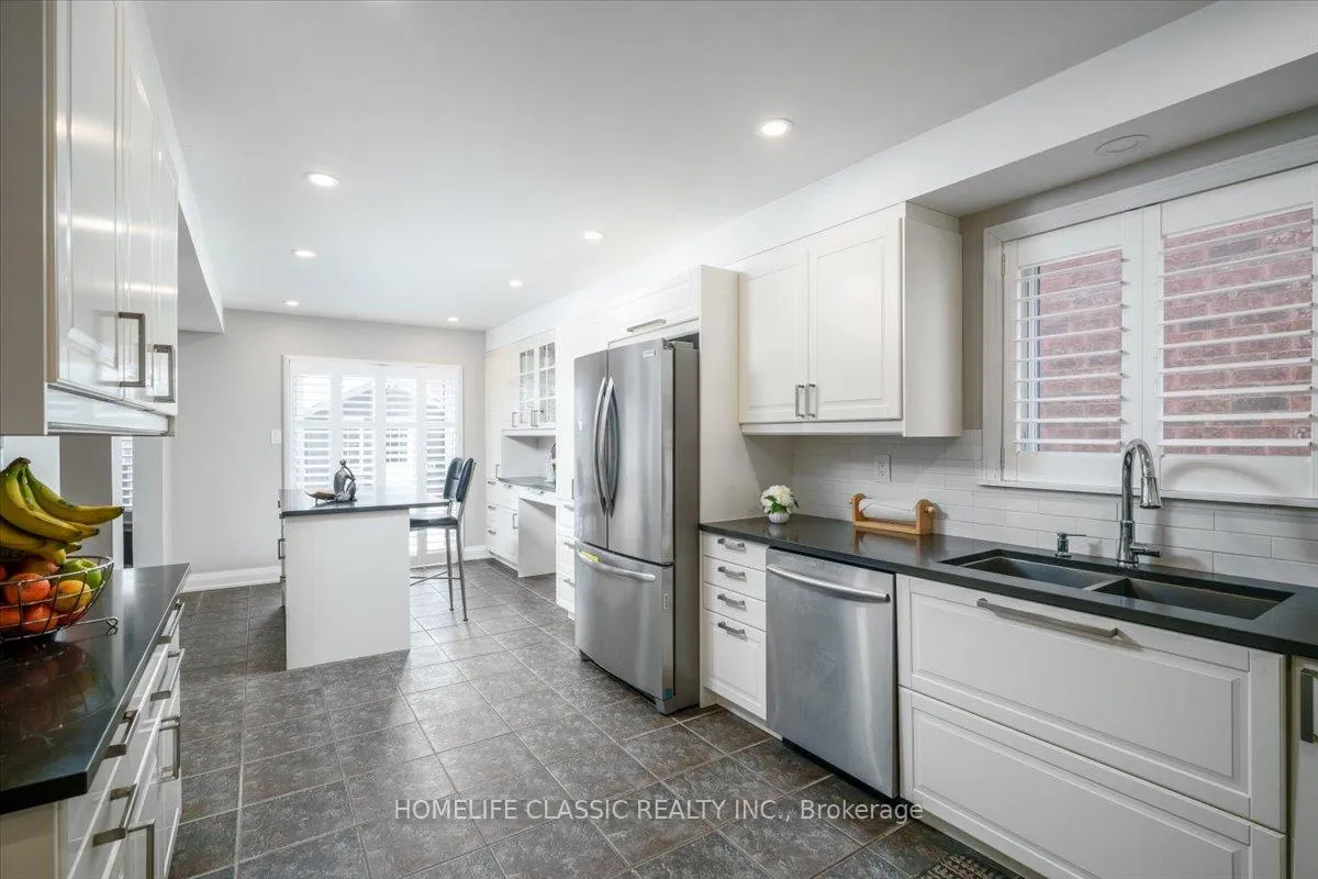 Photo 7 of 11 Smith Street, New Tecumseth, Alliston — HOMEH