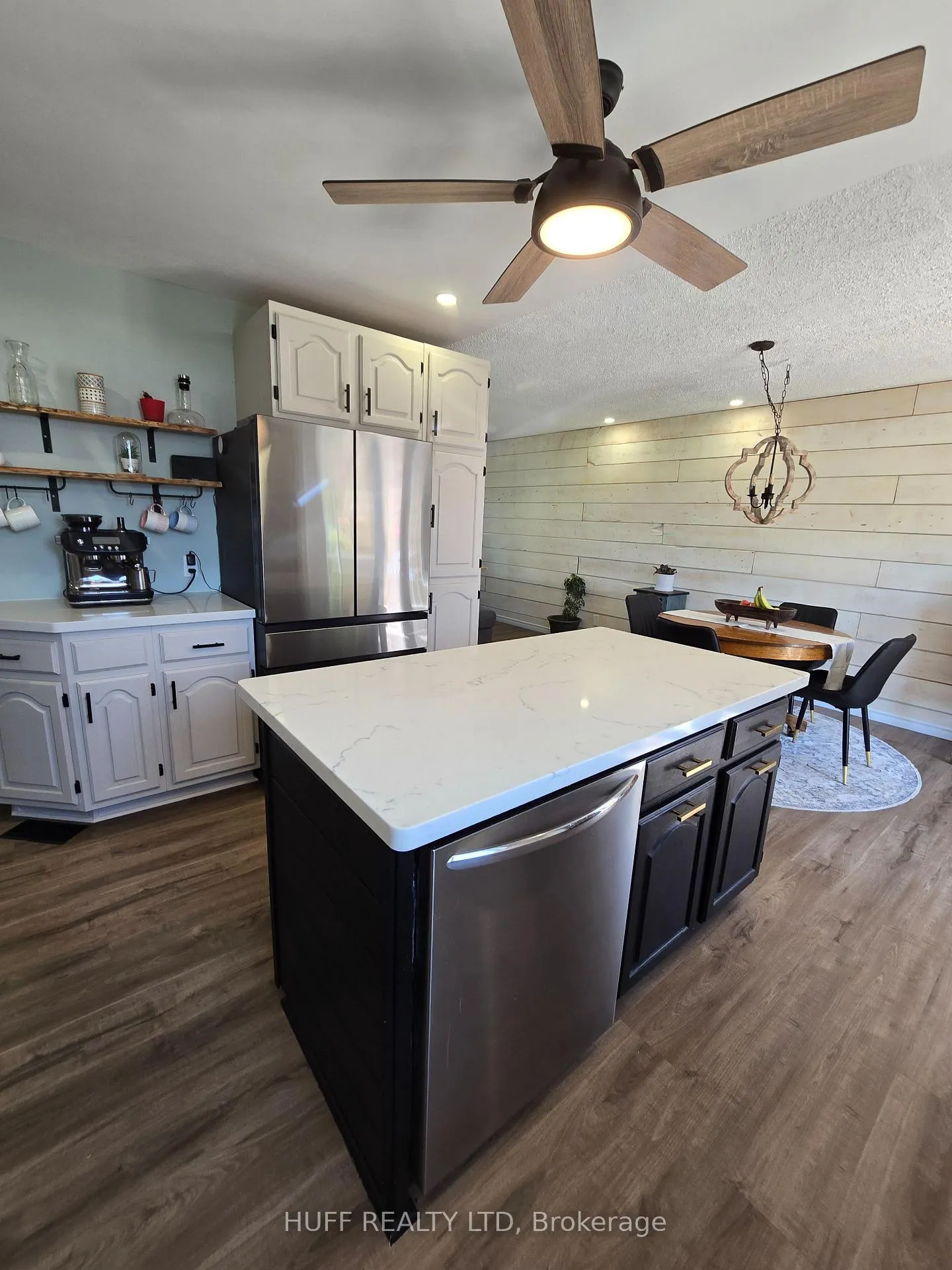 Photo 17 of 126 Third Avenue, Englehart — HOMEH