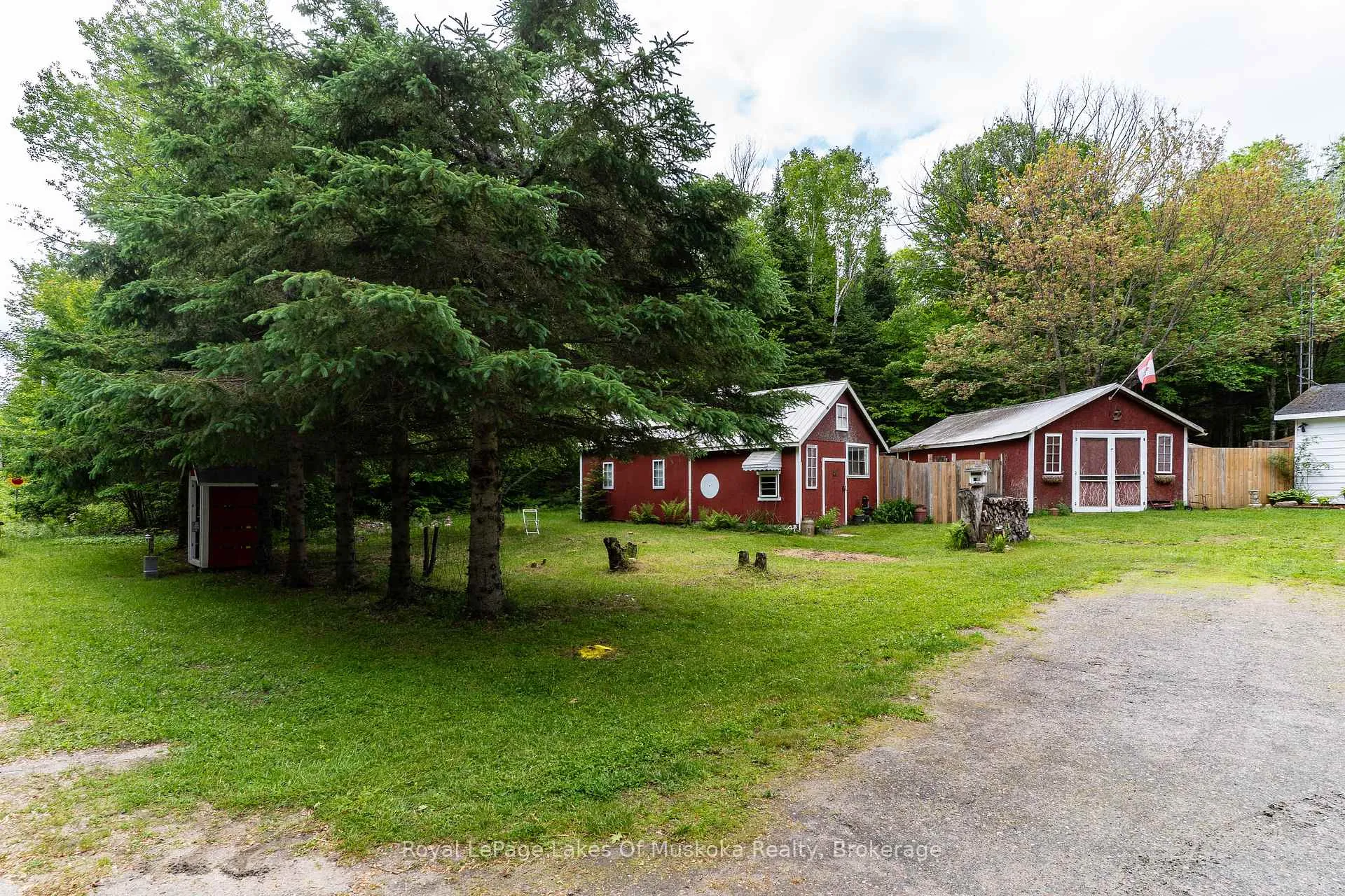Photo 37 of 32 Old Rainy Lake Road, McMurrich/Monteith, Sprucedale — HOMEH