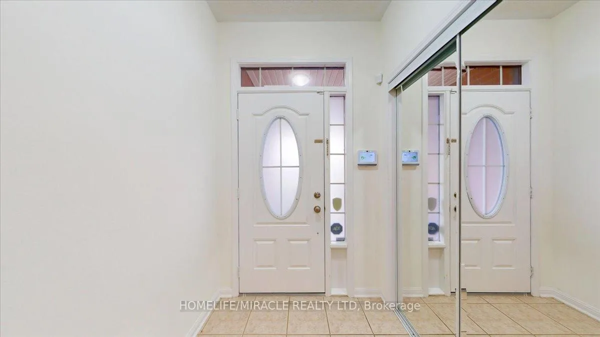 Photo 6 of 730 Bolingbroke Drive, Milton, Coates — HOMEH