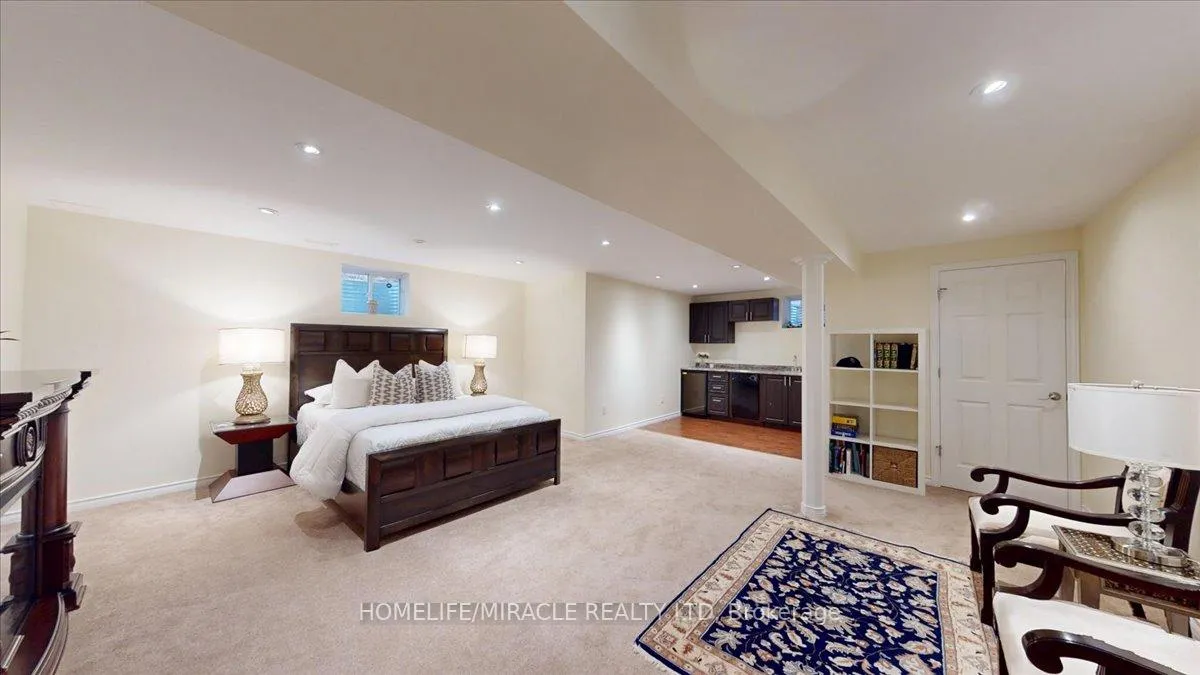 Photo 40 of 730 Bolingbroke Drive, Milton, Coates — HOMEH