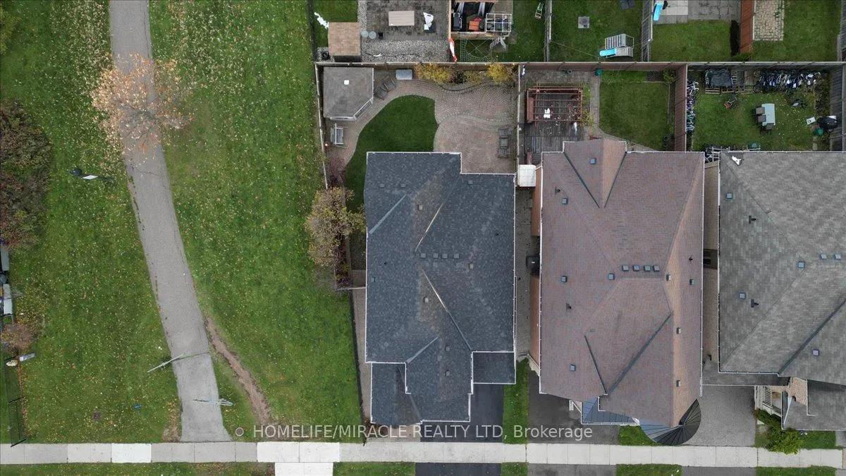 Photo 45 of 730 Bolingbroke Drive, Milton, Coates — HOMEH
