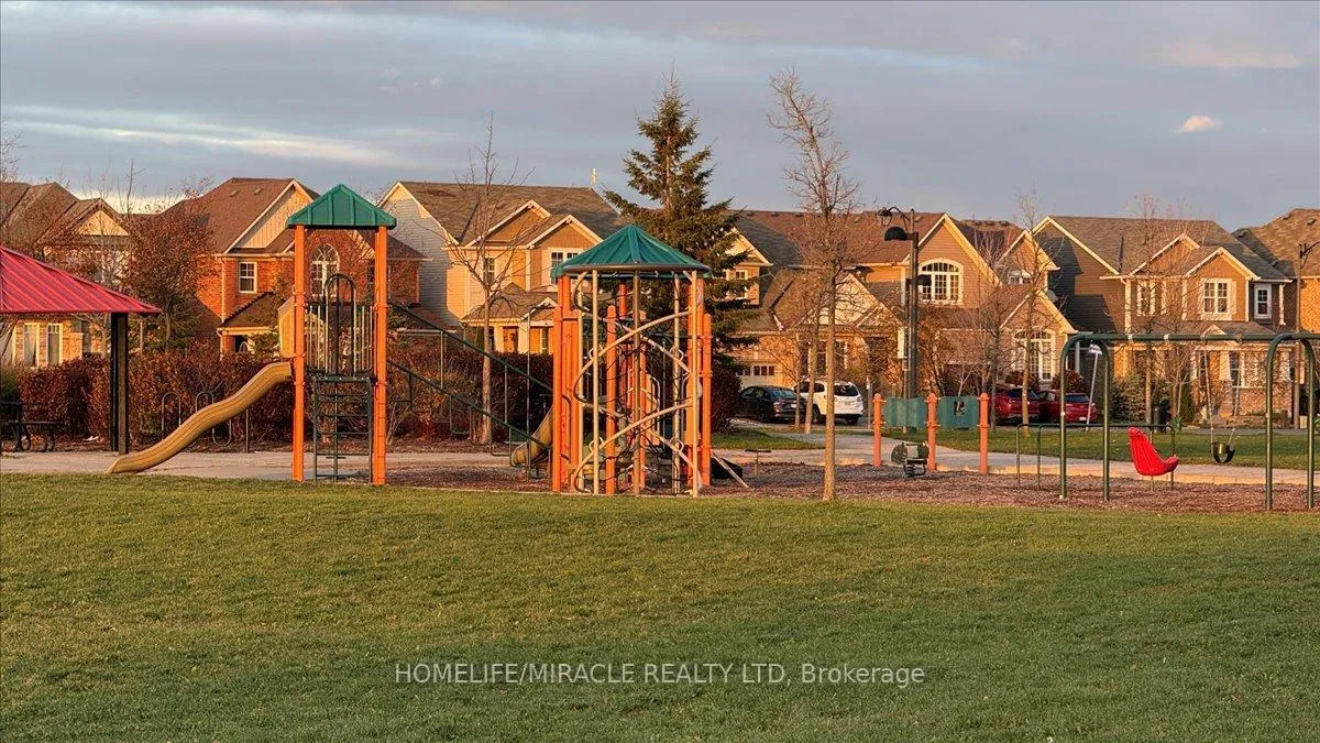 Photo 49 of 730 Bolingbroke Drive, Milton, Coates — HOMEH