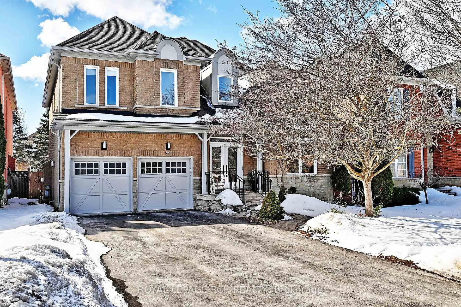 Photo 1 of 99 Deerhorn Crescent, Aurora, Aurora Highlands — HOMEH