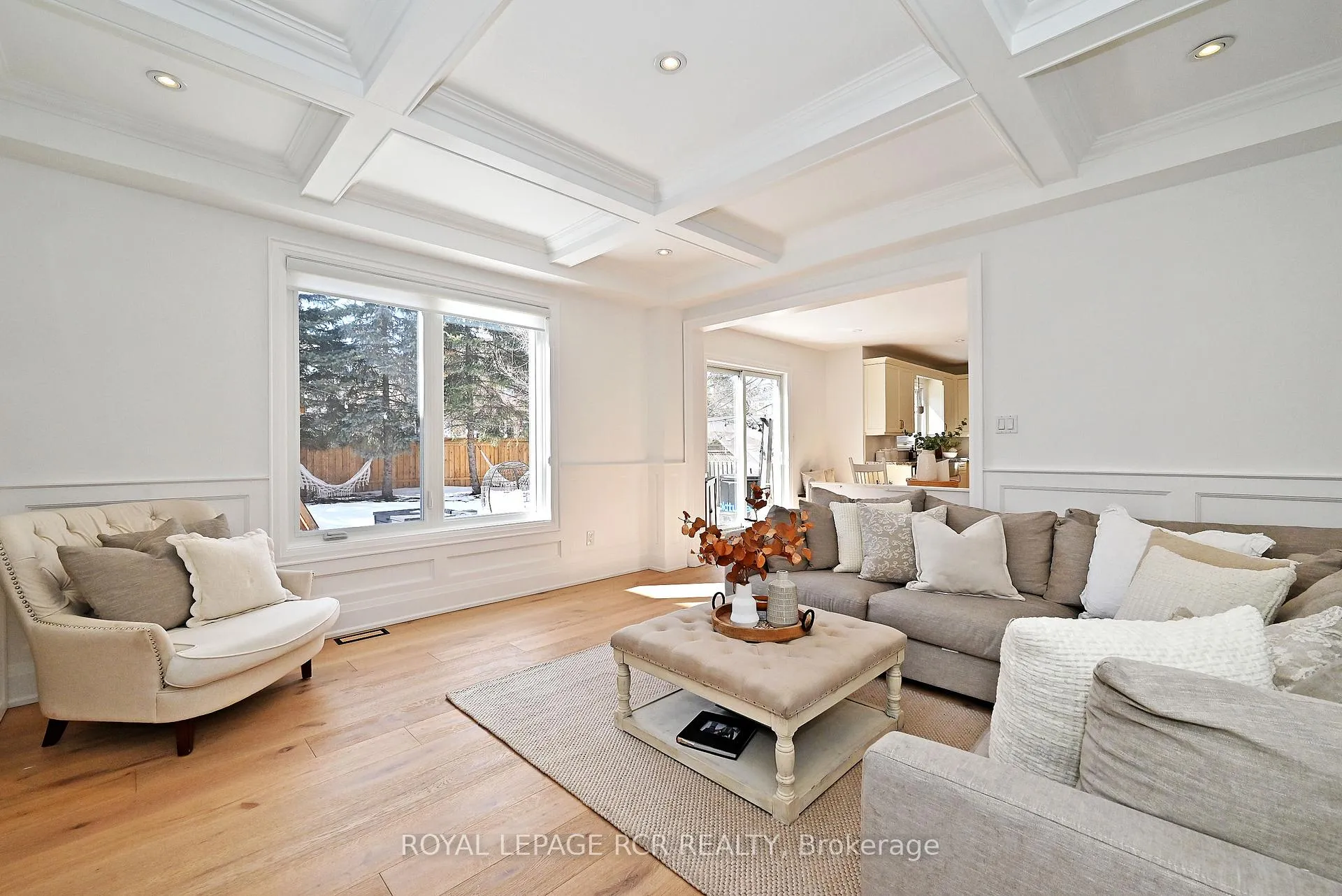 Photo 15 of 99 Deerhorn Crescent, Aurora, Aurora Highlands — HOMEH