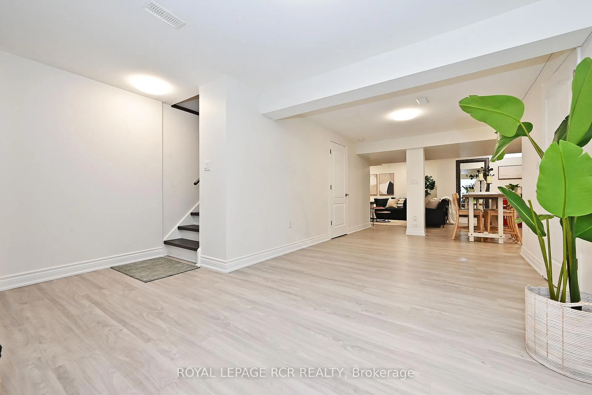 Photo 32 of 99 Deerhorn Crescent, Aurora, Aurora Highlands — HOMEH