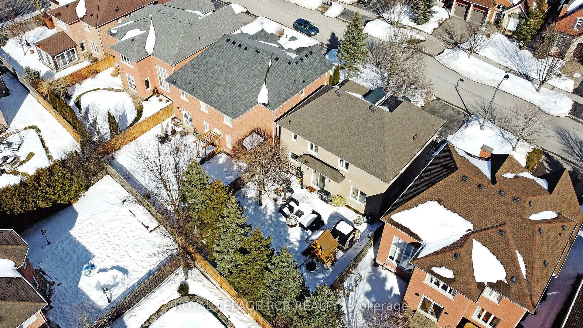 Photo 42 of 99 Deerhorn Crescent, Aurora, Aurora Highlands — HOMEH