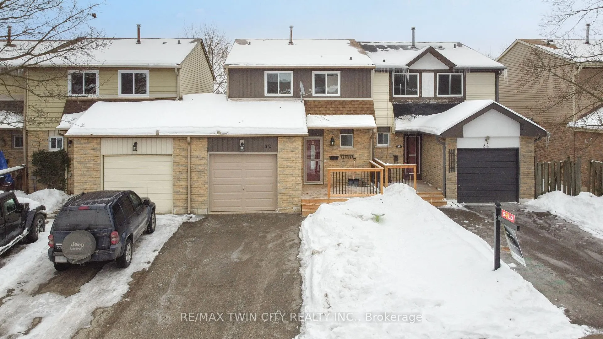 Photo 48 of 32 Parkside Drive, Brant, Paris — HOMEH