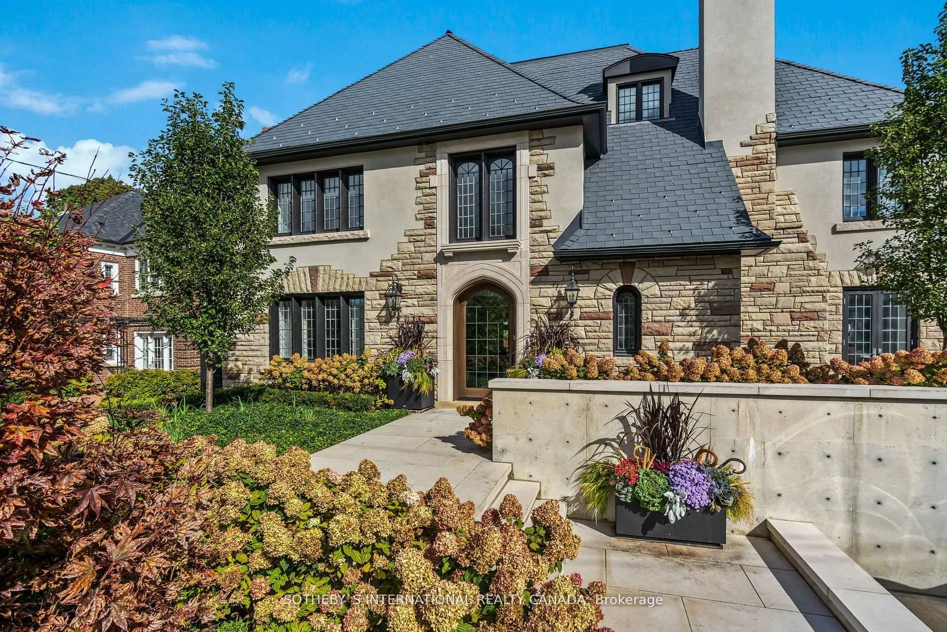 Photo 1 of 43 Old Forest Hill Road, Toronto, Forest Hill South — HOMEH