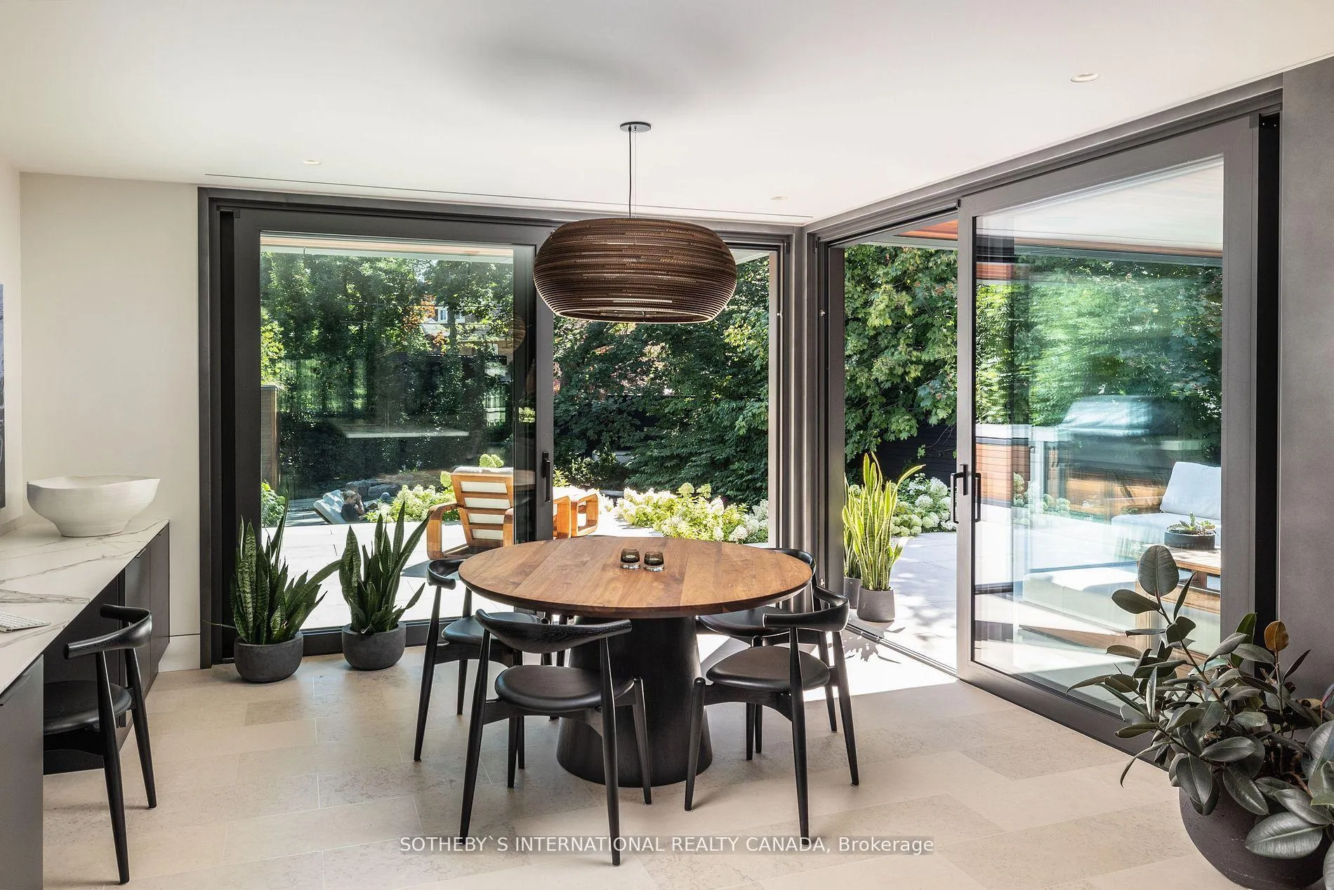 Photo 5 of 43 Old Forest Hill Road, Toronto, Forest Hill South — HOMEH