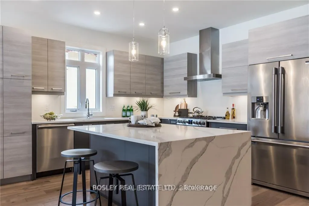 Photo 15 of 6168 Curlin Crescent, Niagara Falls, Forestview — HOMEH