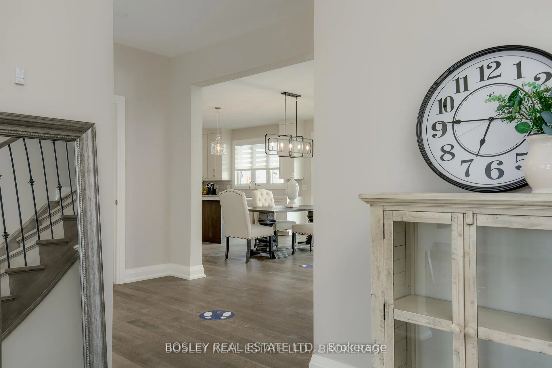 Photo 19 of 6168 Curlin Crescent, Niagara Falls, Forestview — HOMEH